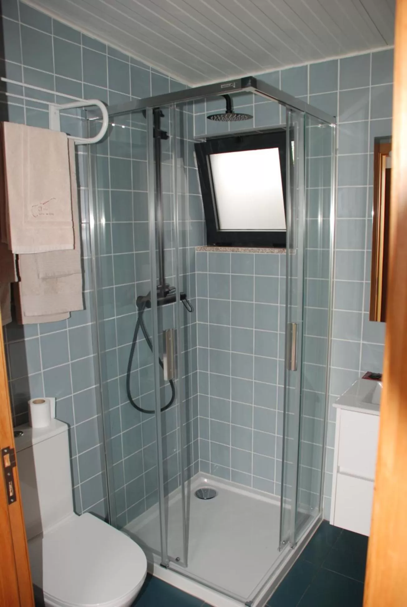 Shower in Quinta Pedras De Baixo