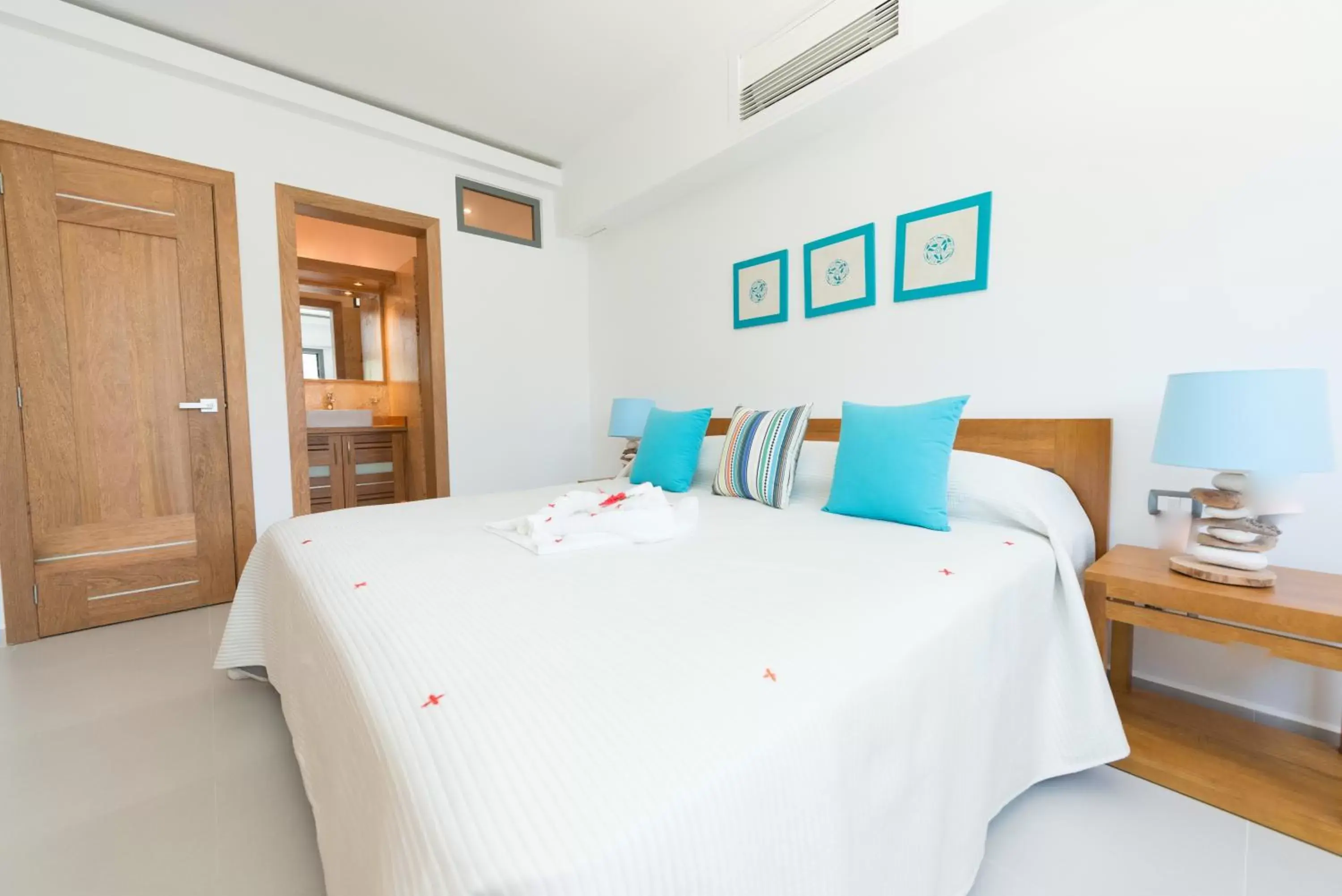 Bedroom, Bed in Aligio Apart-hotel & Spa - Las Terrenas