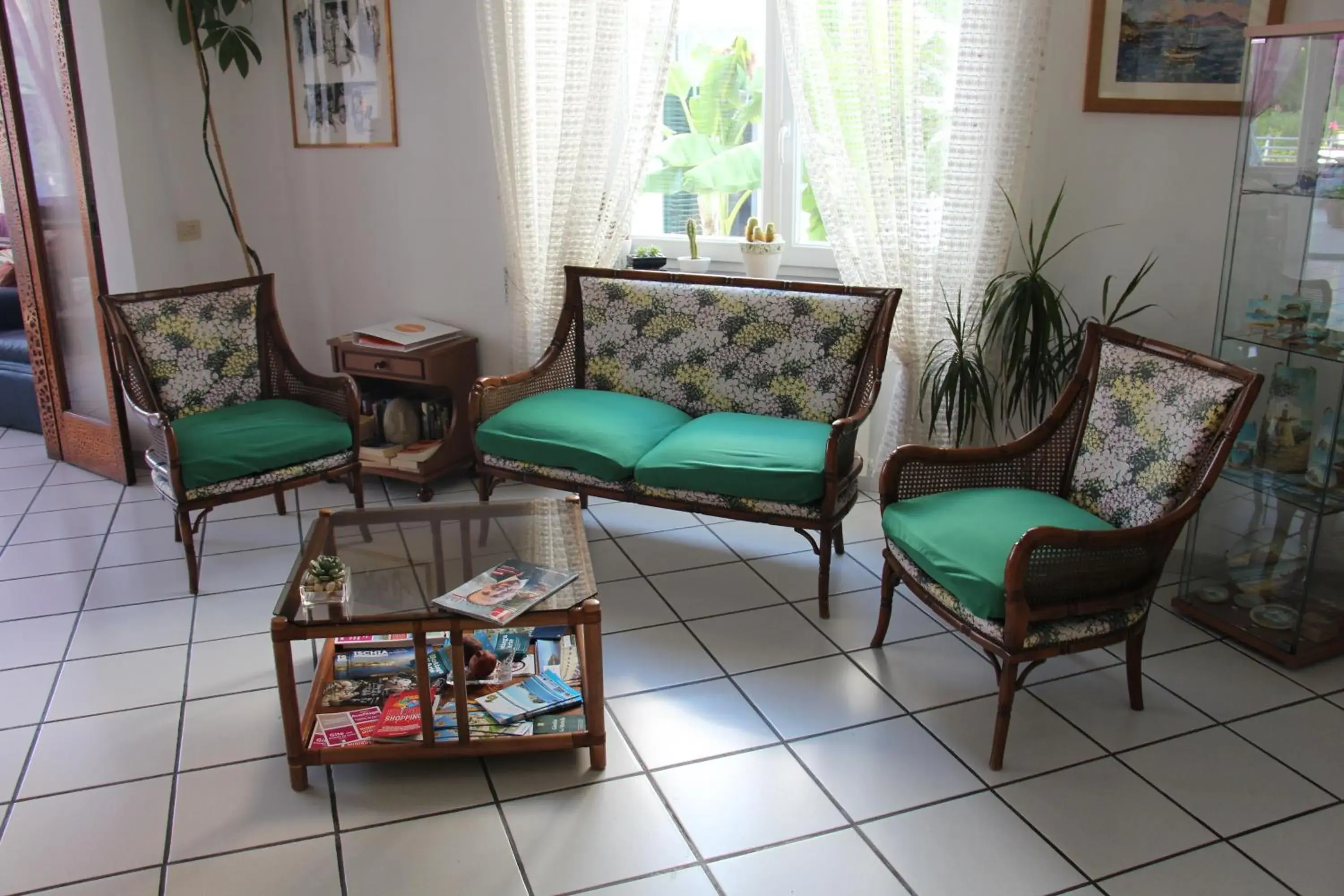 Living room, Seating Area in Hotel Villa Cecilia