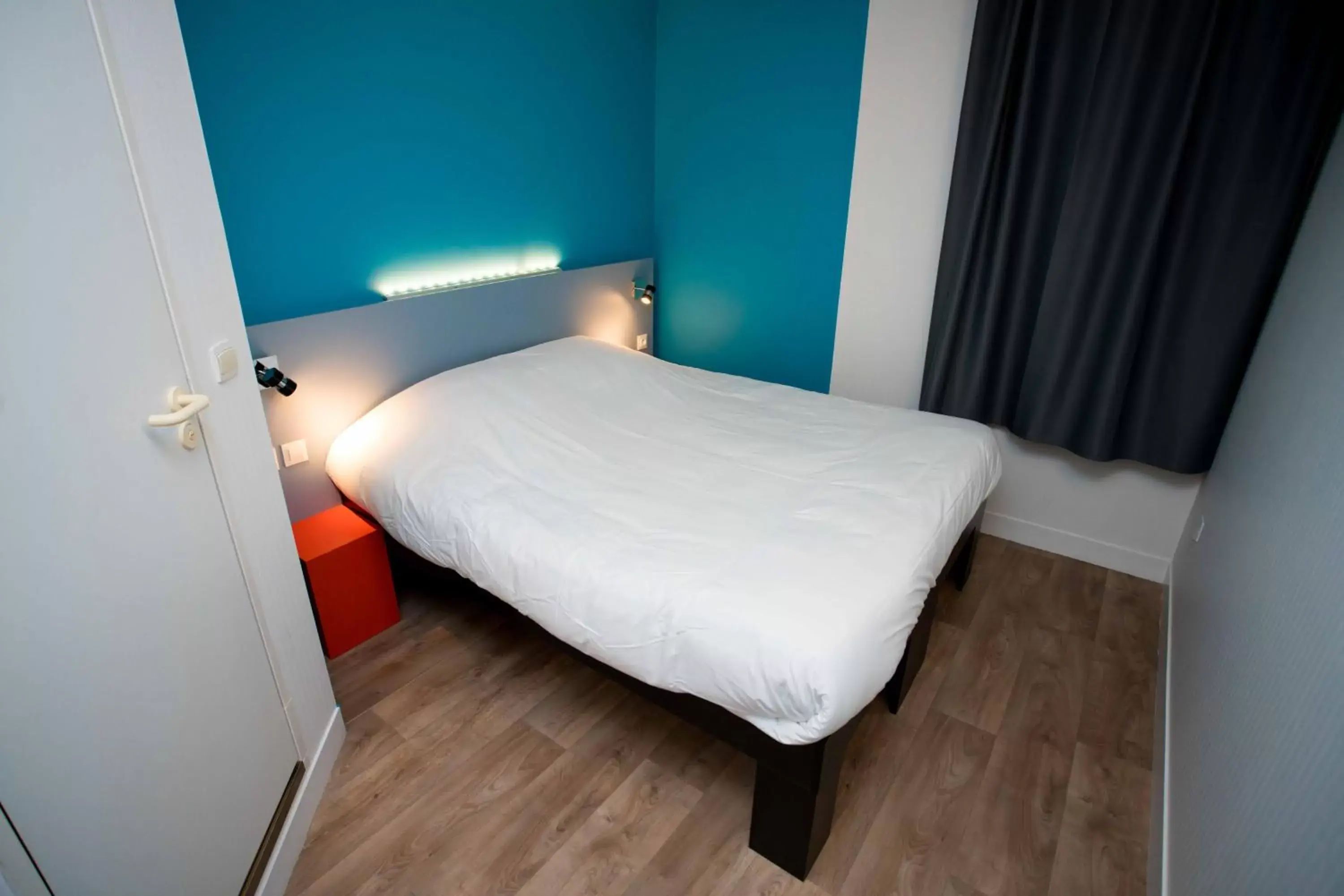 Photo of the whole room, Bed in Fasthotel Artigues