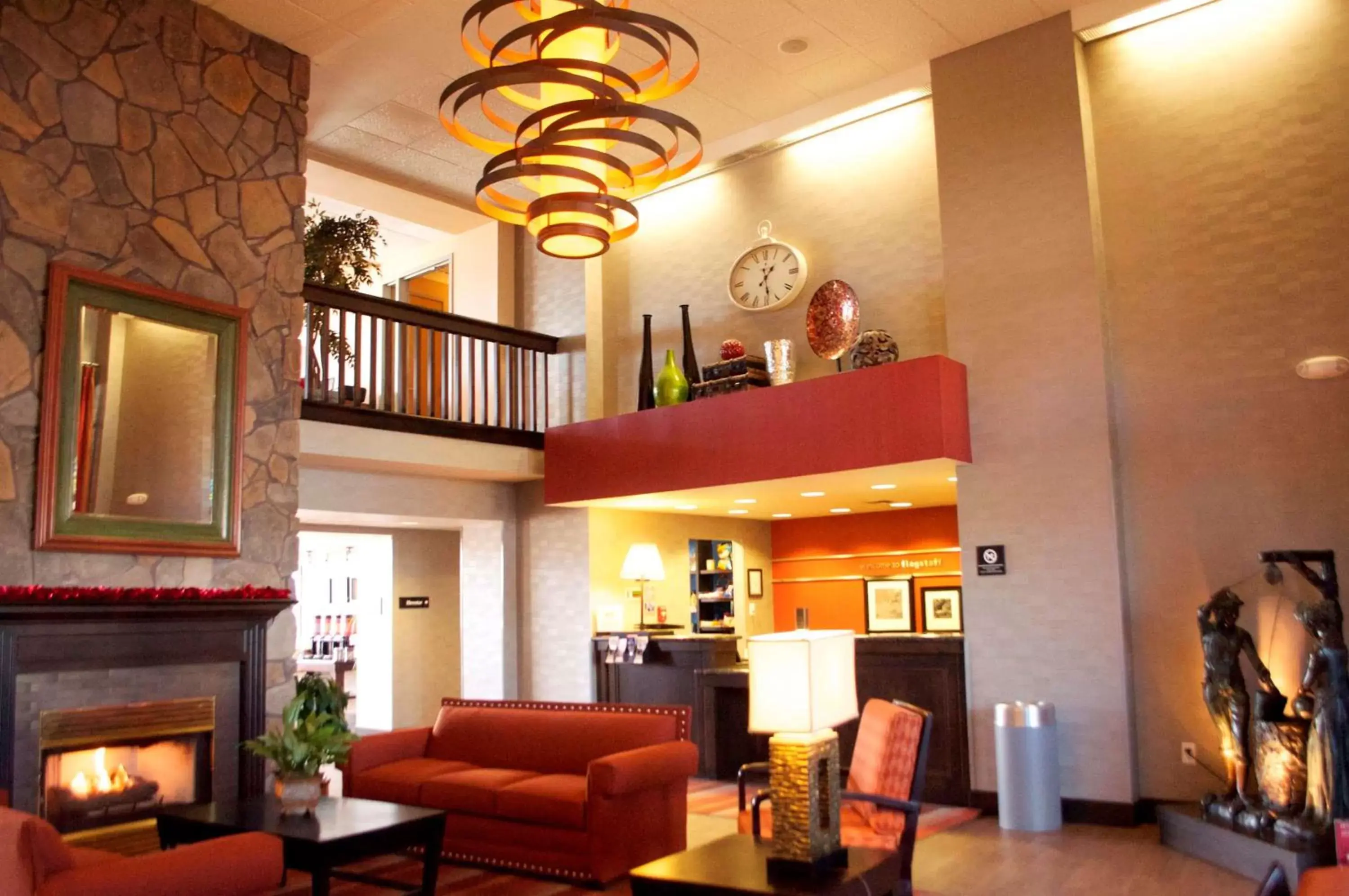 Lobby or reception in Hampton Inn & Suites Flagstaff - West Lobby or reception in Hampton Inn & Suites Flagstaff - West