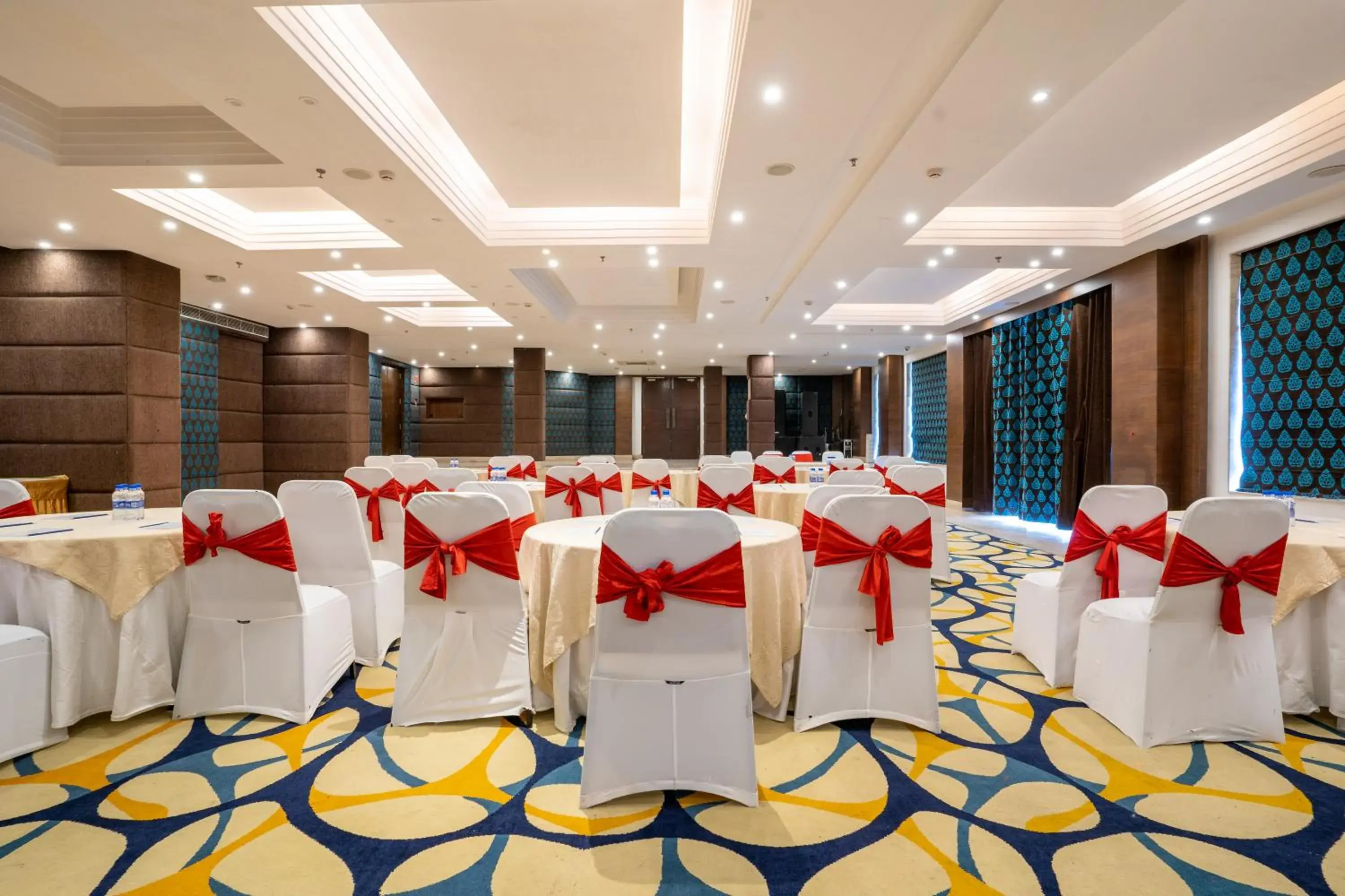 Banquet/Function facilities, Banquet Facilities in Marigold Sarovar Portico Shimla