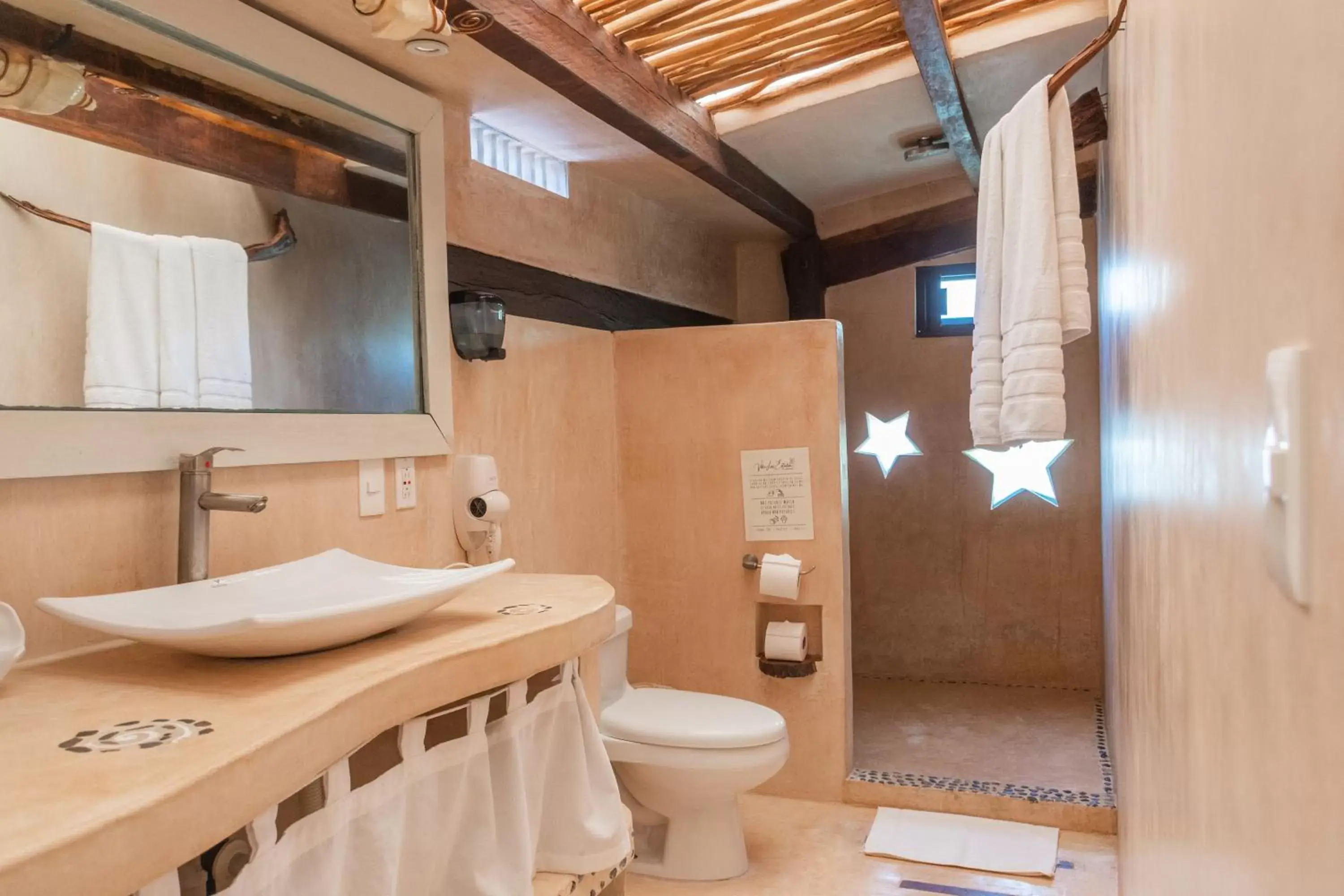 Bathroom in Villa Las Estrellas Tulum - located at the party zone