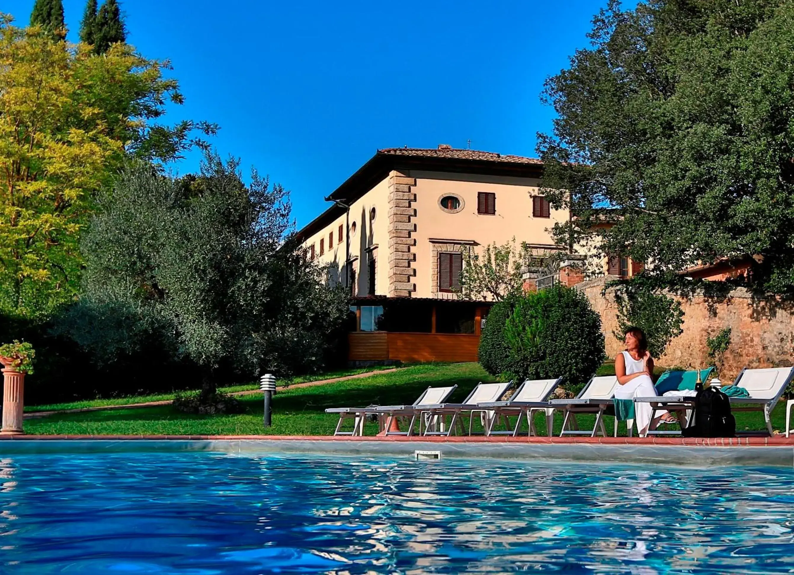 Facade/entrance, Swimming Pool in Hotel Villa San Lucchese