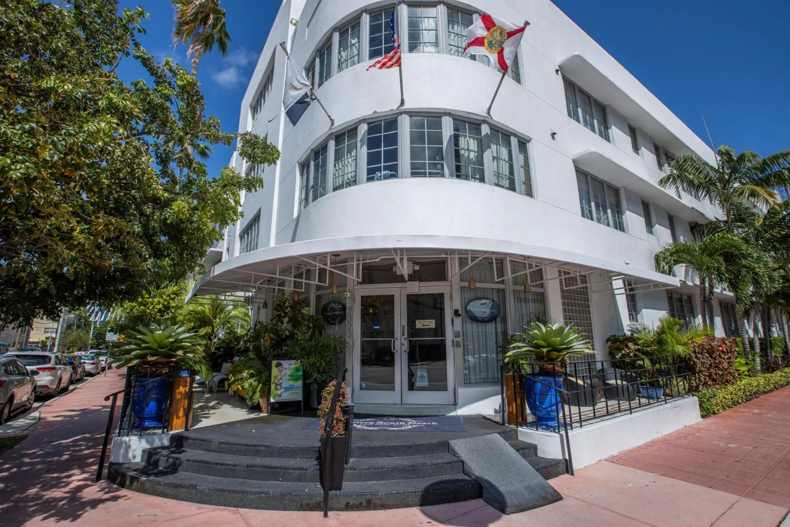 Property building in Riviera Suites