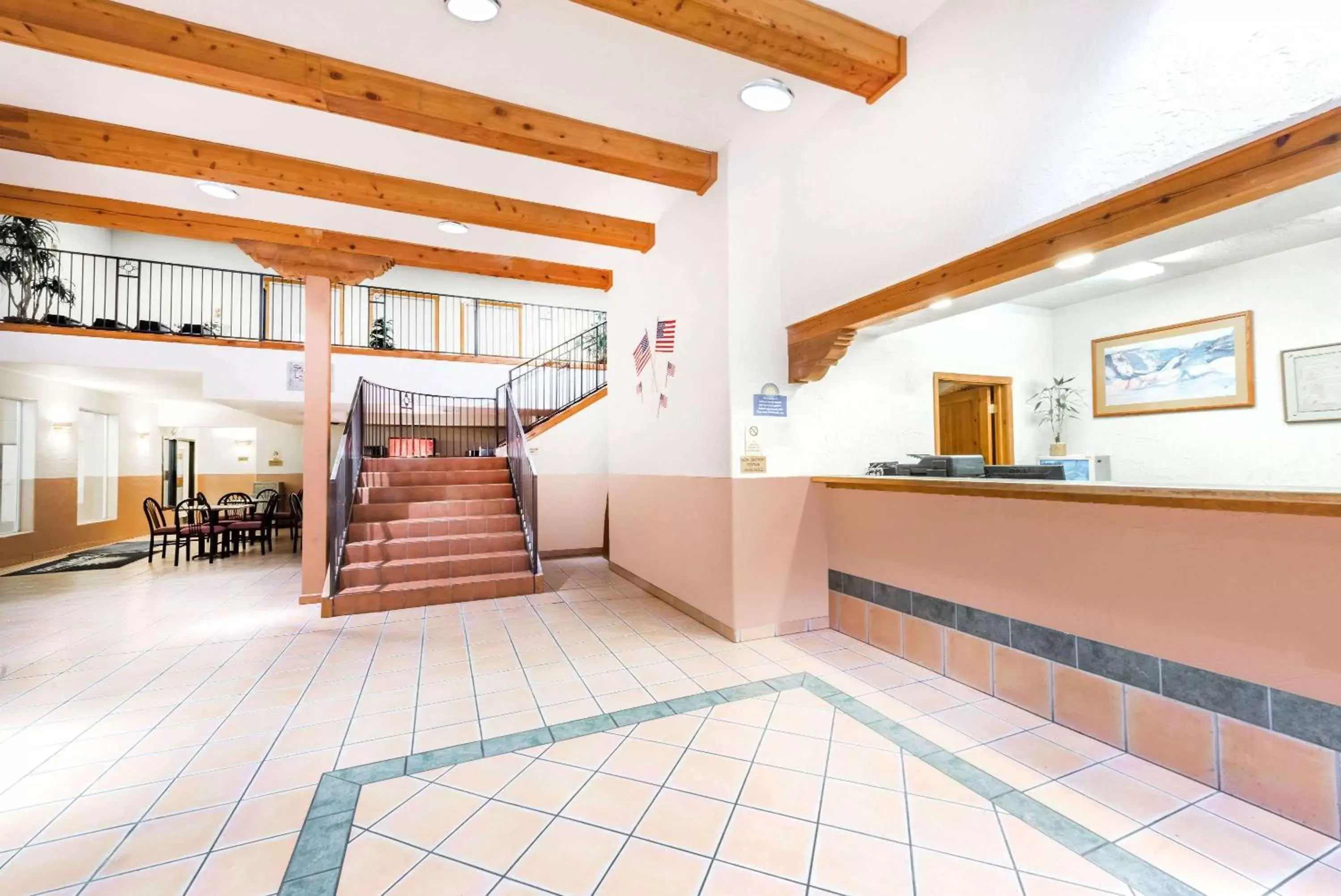 Photo of the whole room, Lobby/Reception in Days Inn & Suites by Wyndham Lordsburg