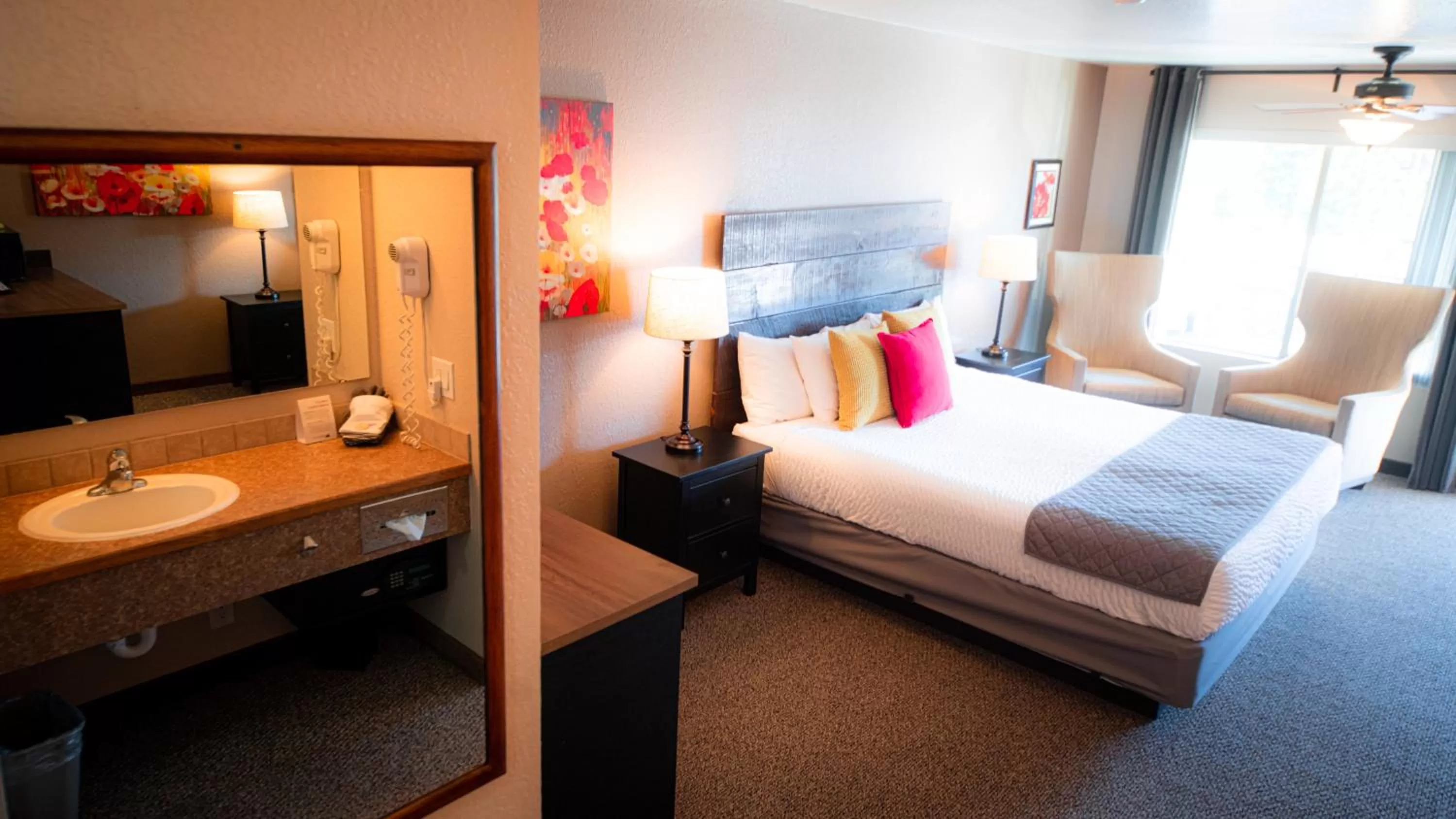 Bathroom in Mountain View Lodge