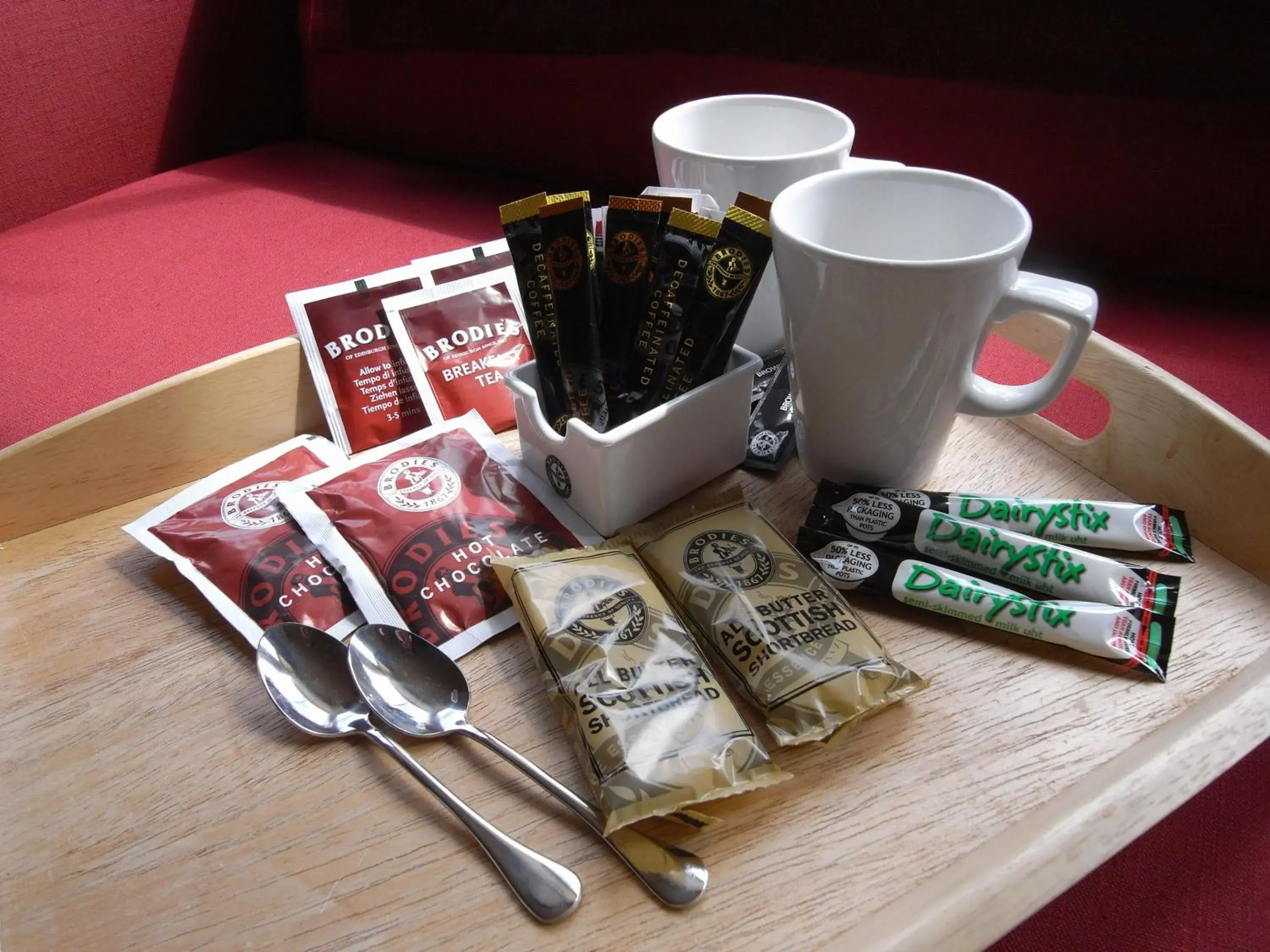 Coffee/tea facilities in Royal Mackintosh Hotel