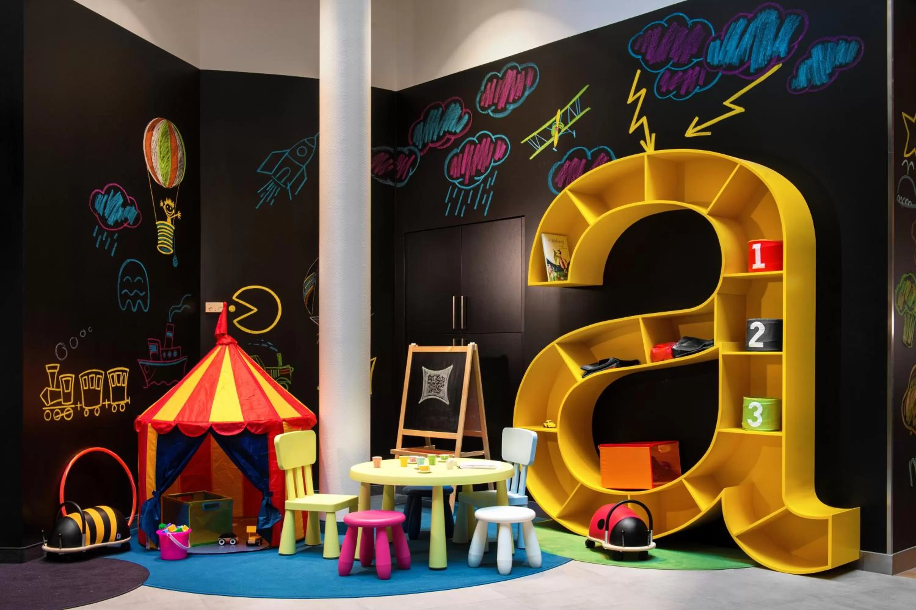 Kids's club in Ibis Styles Budapest Center