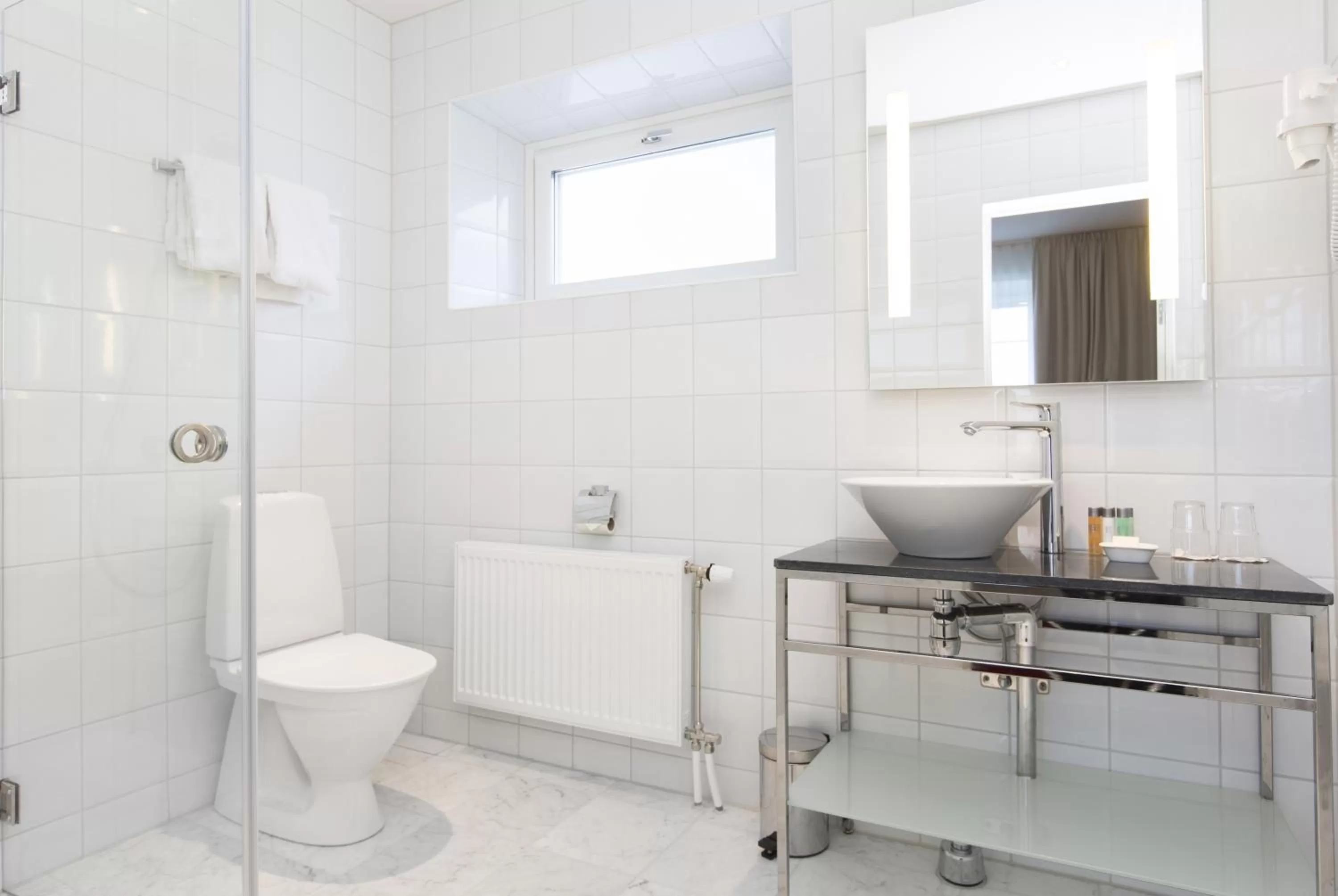 Bathroom in Elite Stadshotellet Karlstad, Hotel & Spa