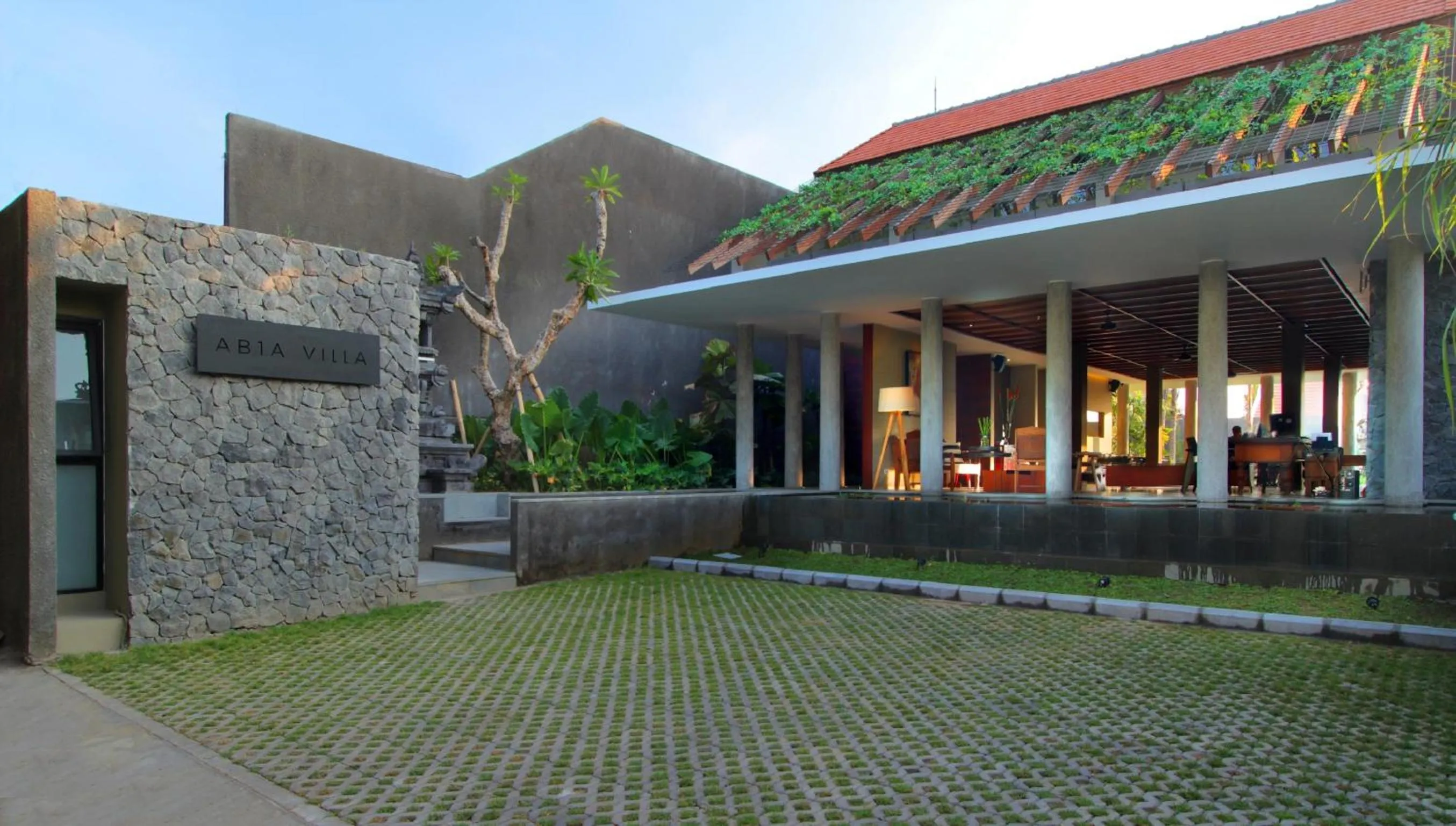 Area and facilities in Abia Villa Legian