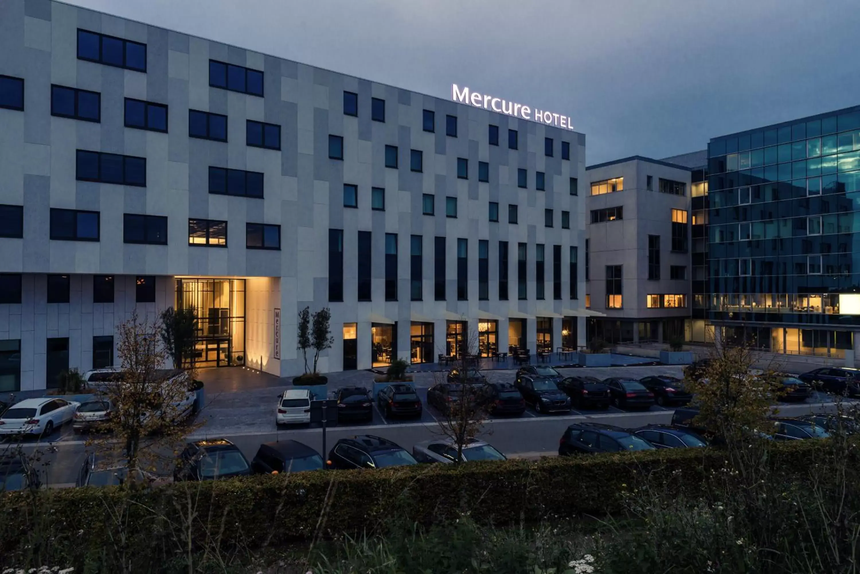 Facade/entrance, Property Building in Mercure Roeselare