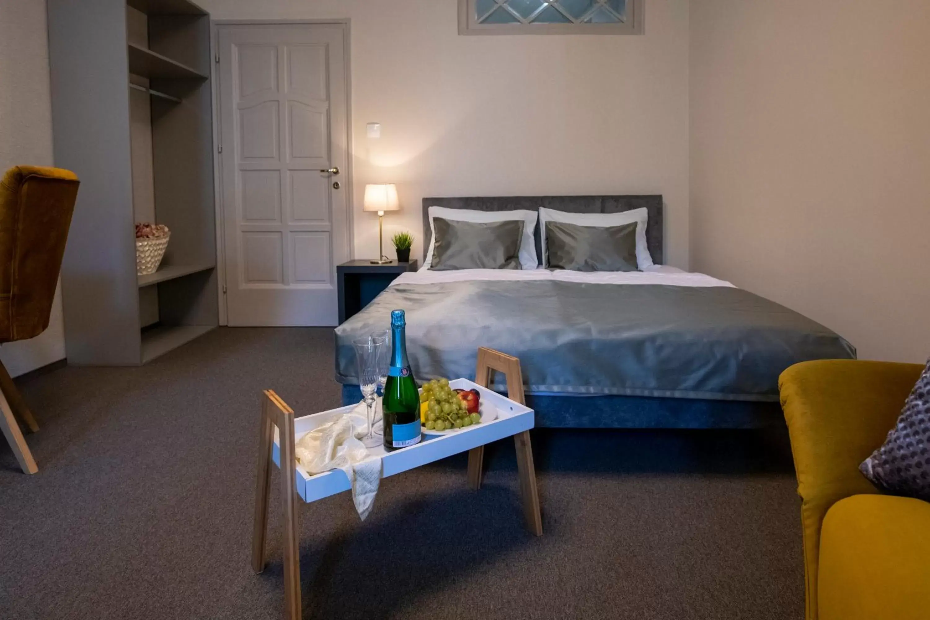 Superior Suite - single occupancy in Hotel Piano Superior Suite - single occupancy in Hotel Piano