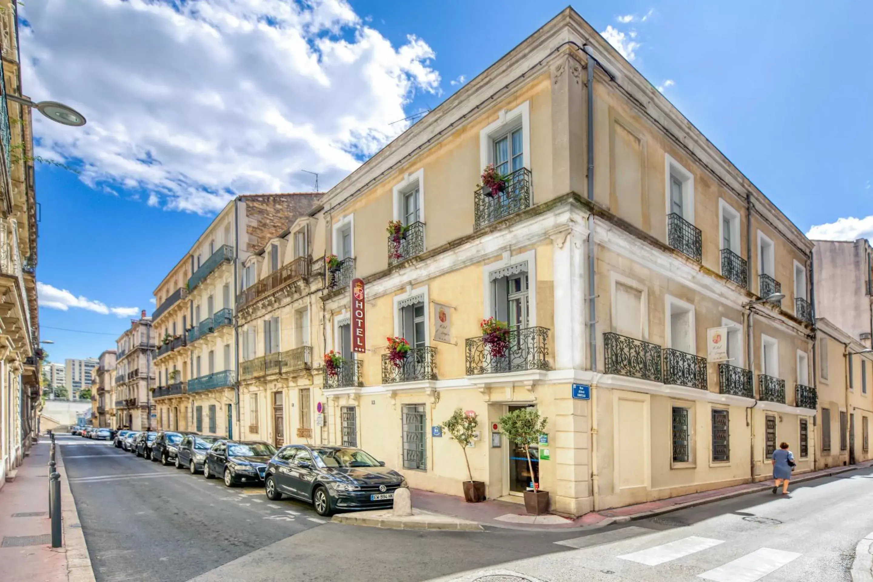 Property Building in Hotel d'Aragon