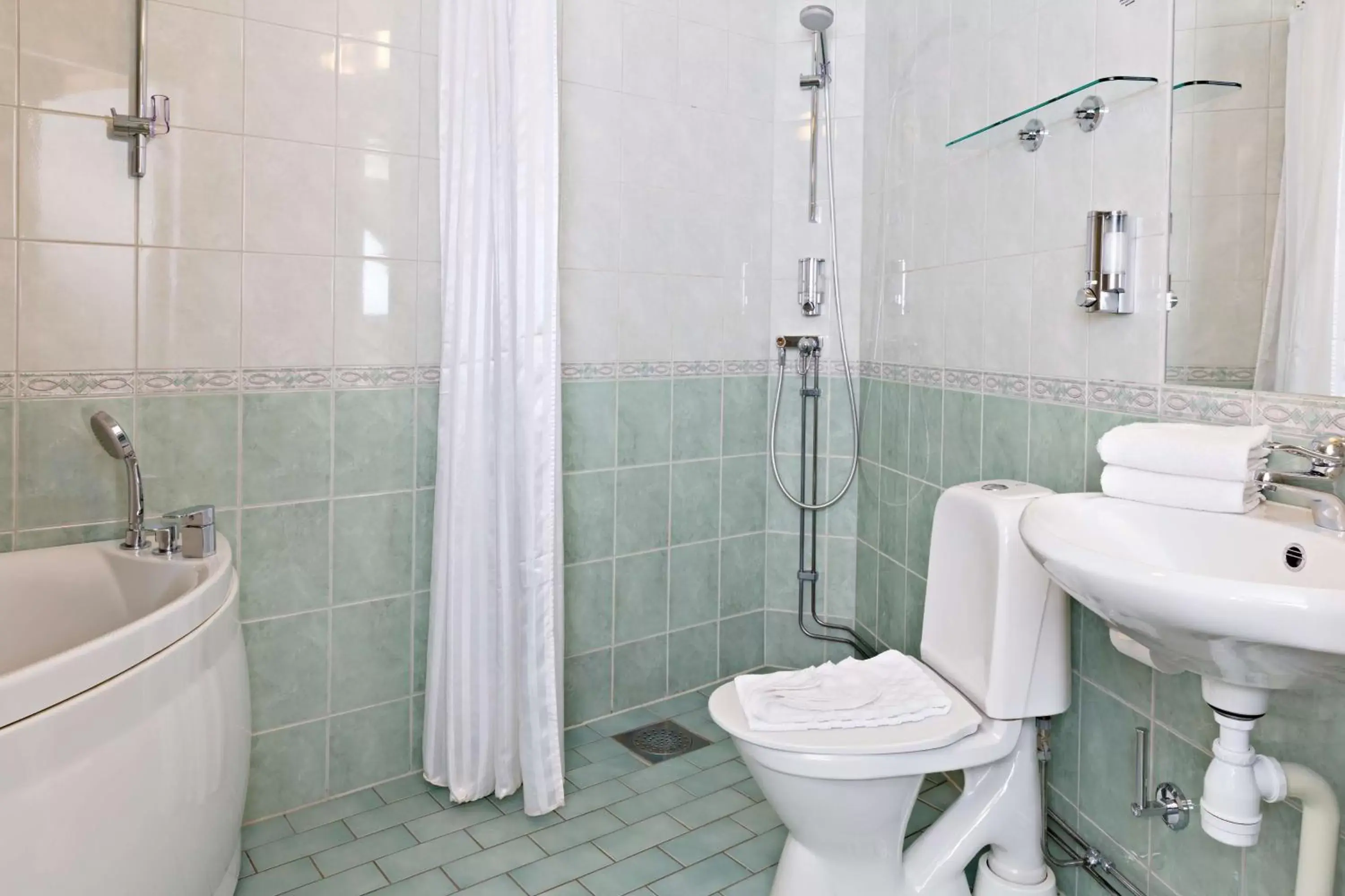 Bathroom in Hotel Vasa, Sure Hotel Collection by Best Western