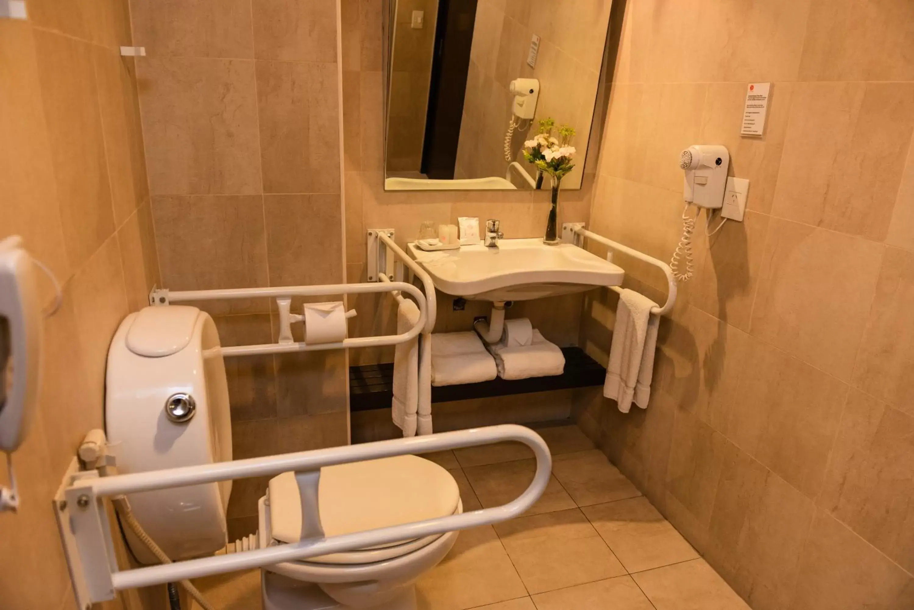 Bathroom in Icaro Suites