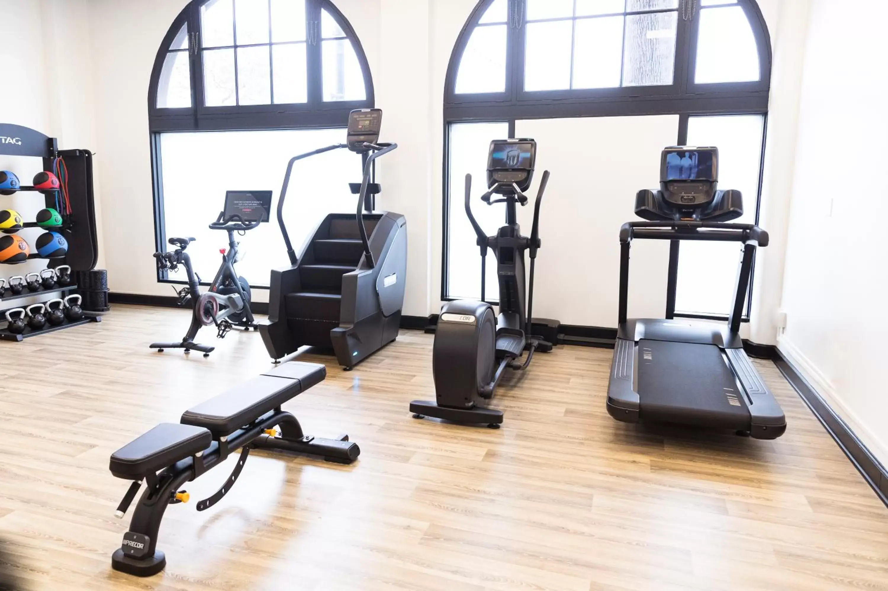 Fitness centre/facilities, Fitness Center/Facilities in Hotel Santa Barbara