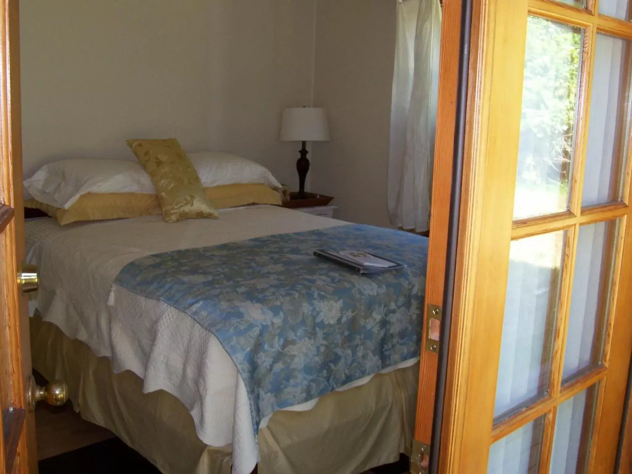 Bedroom, Bed in Stewart House Hotel