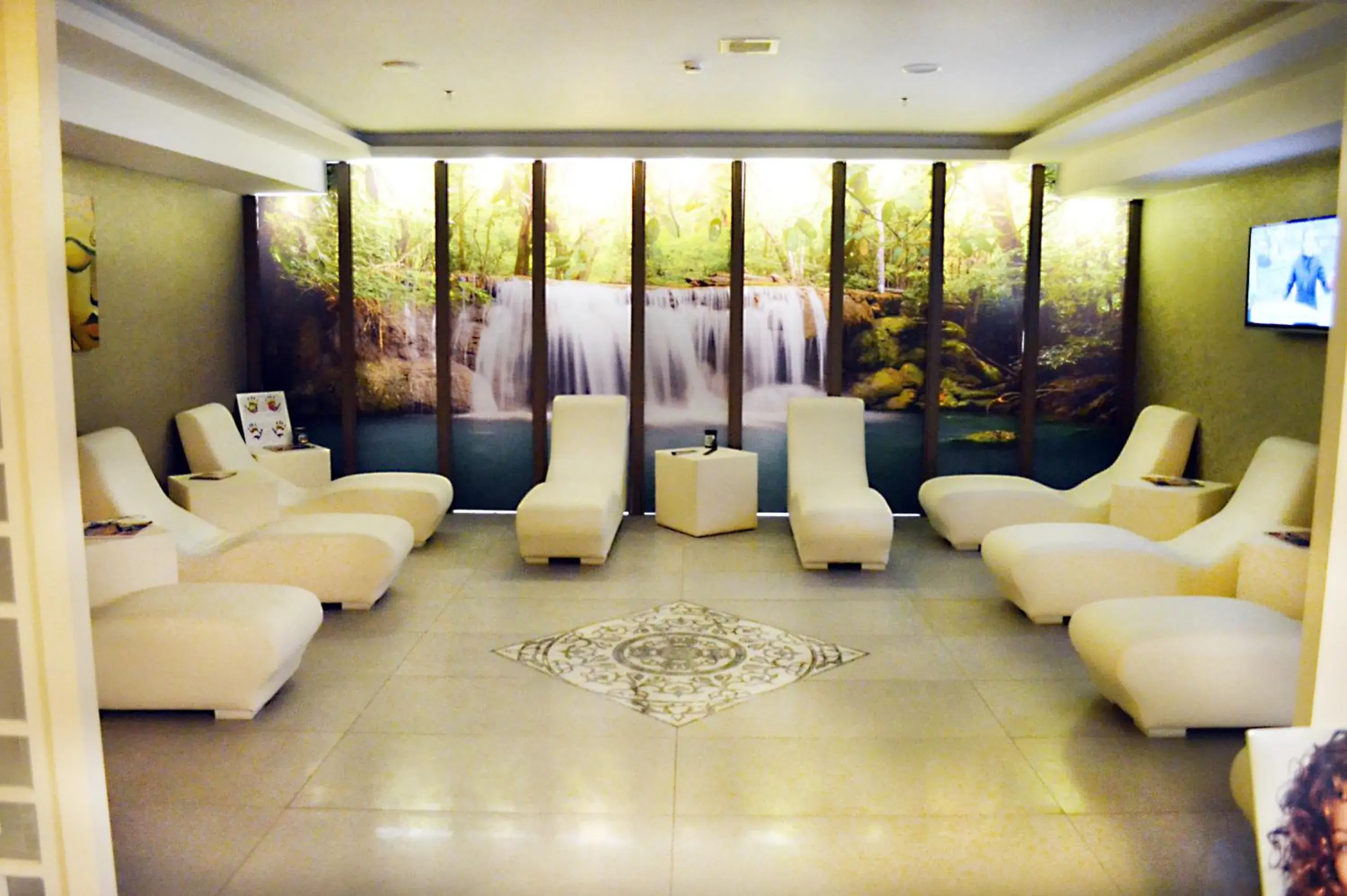 Spa and wellness centre/facilities, Seating Area in City Live Hotel