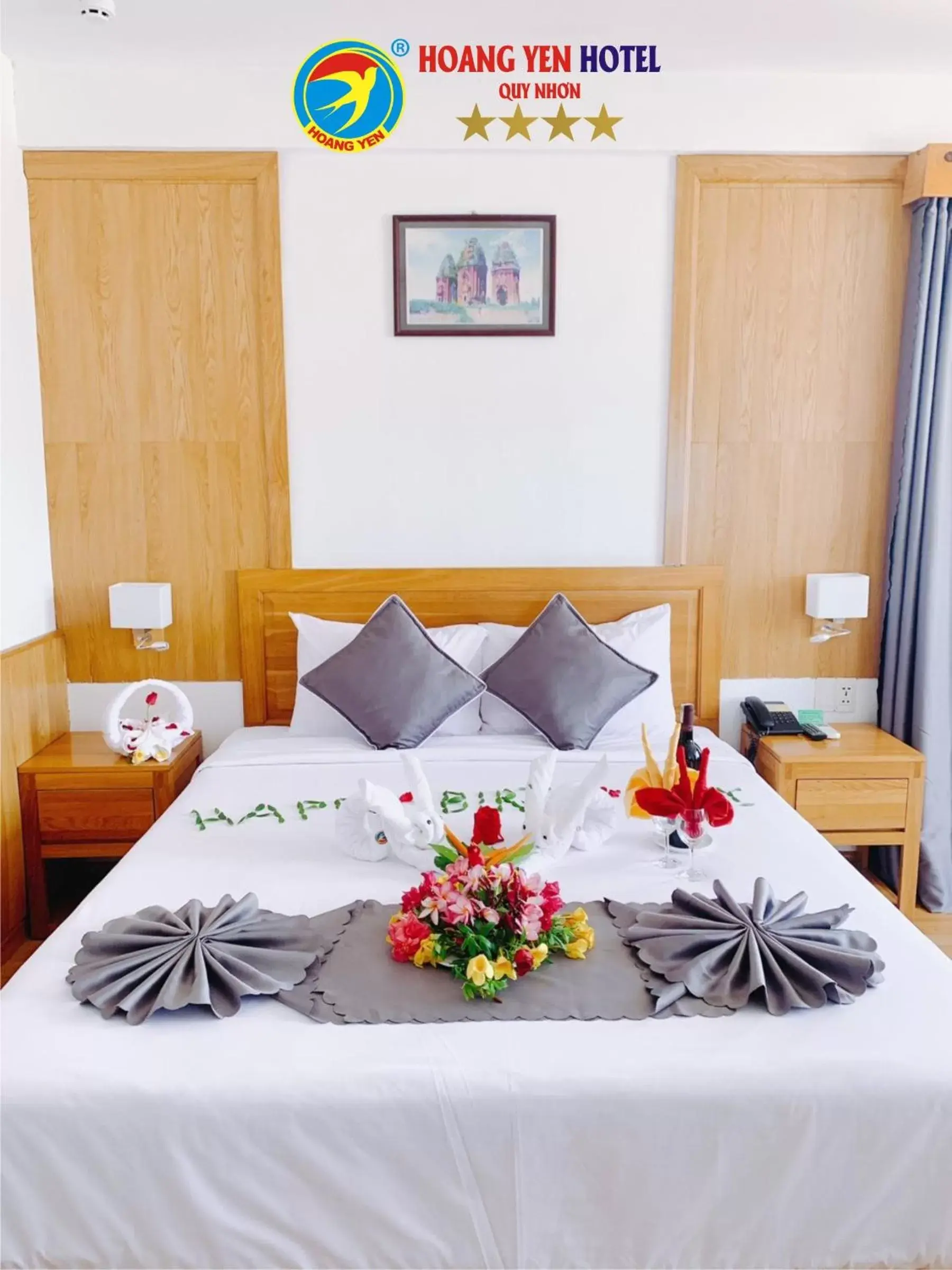 Bed in Hoang Yen Hotel