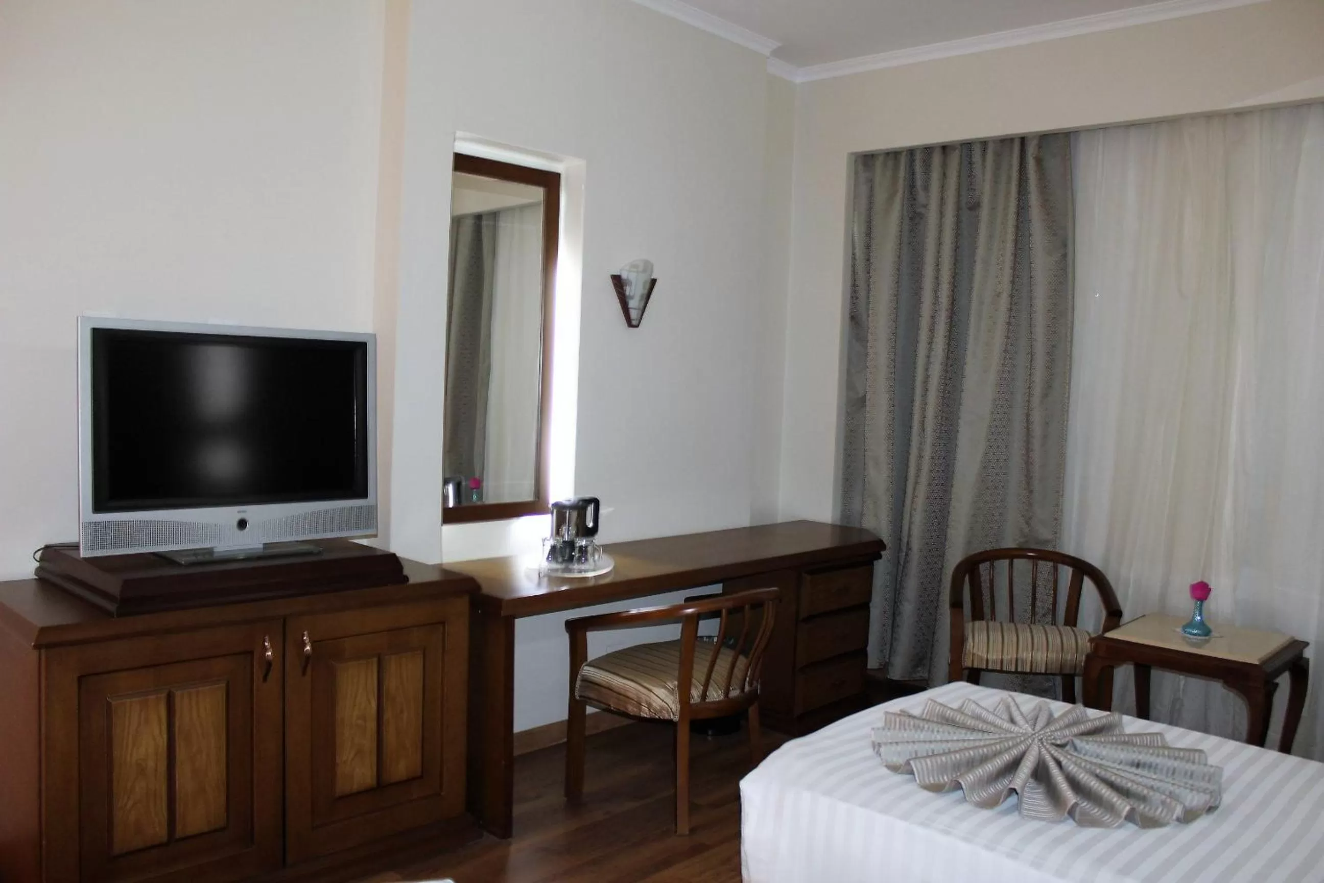 Decorative detail, Bed in Cleopatra Hotel