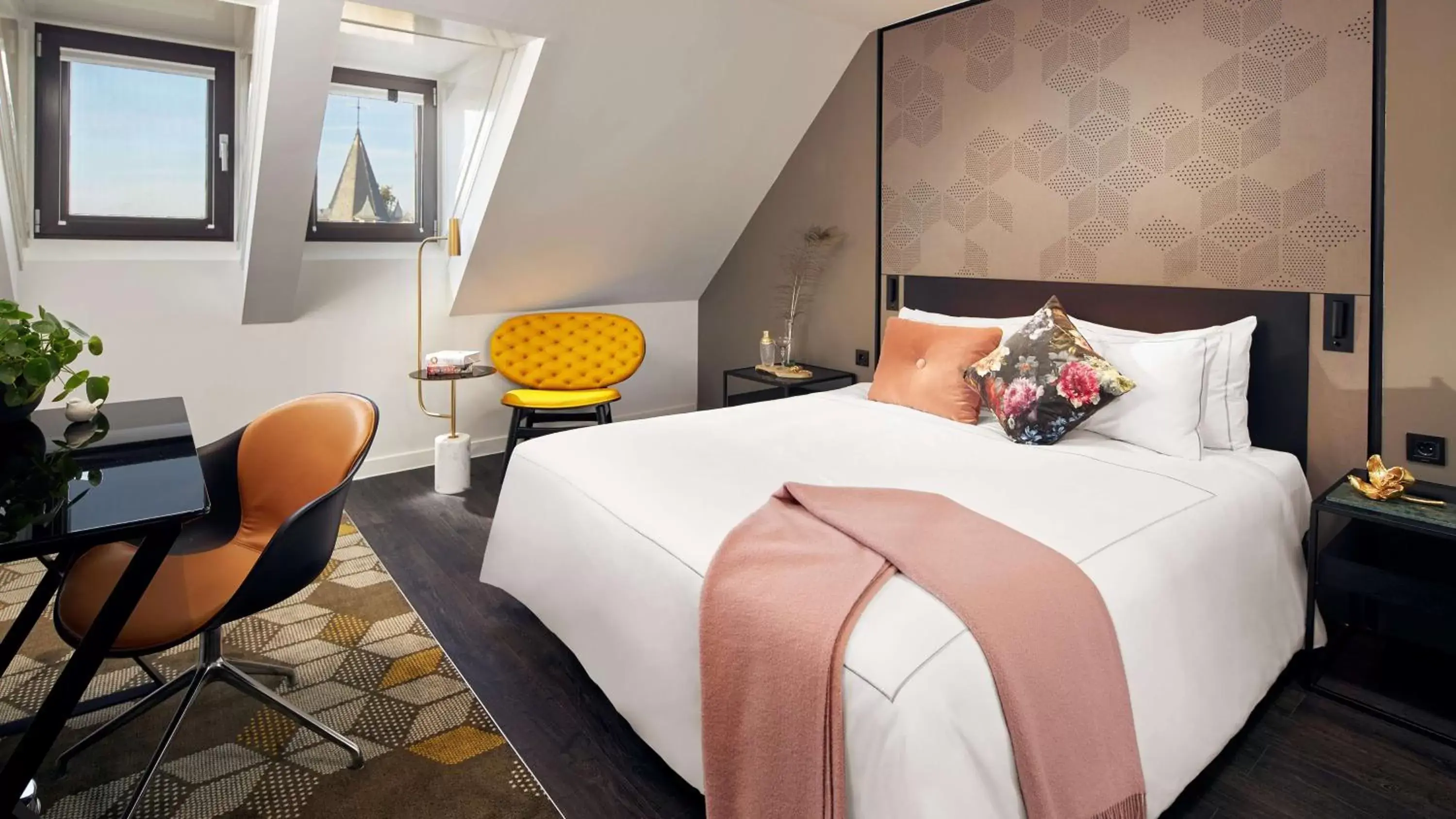 Deluxe King Room with Garden View in Park Plaza Vondelpark Amsterdam Deluxe King Room with Garden View in Park Plaza Vondelpark Amsterdam