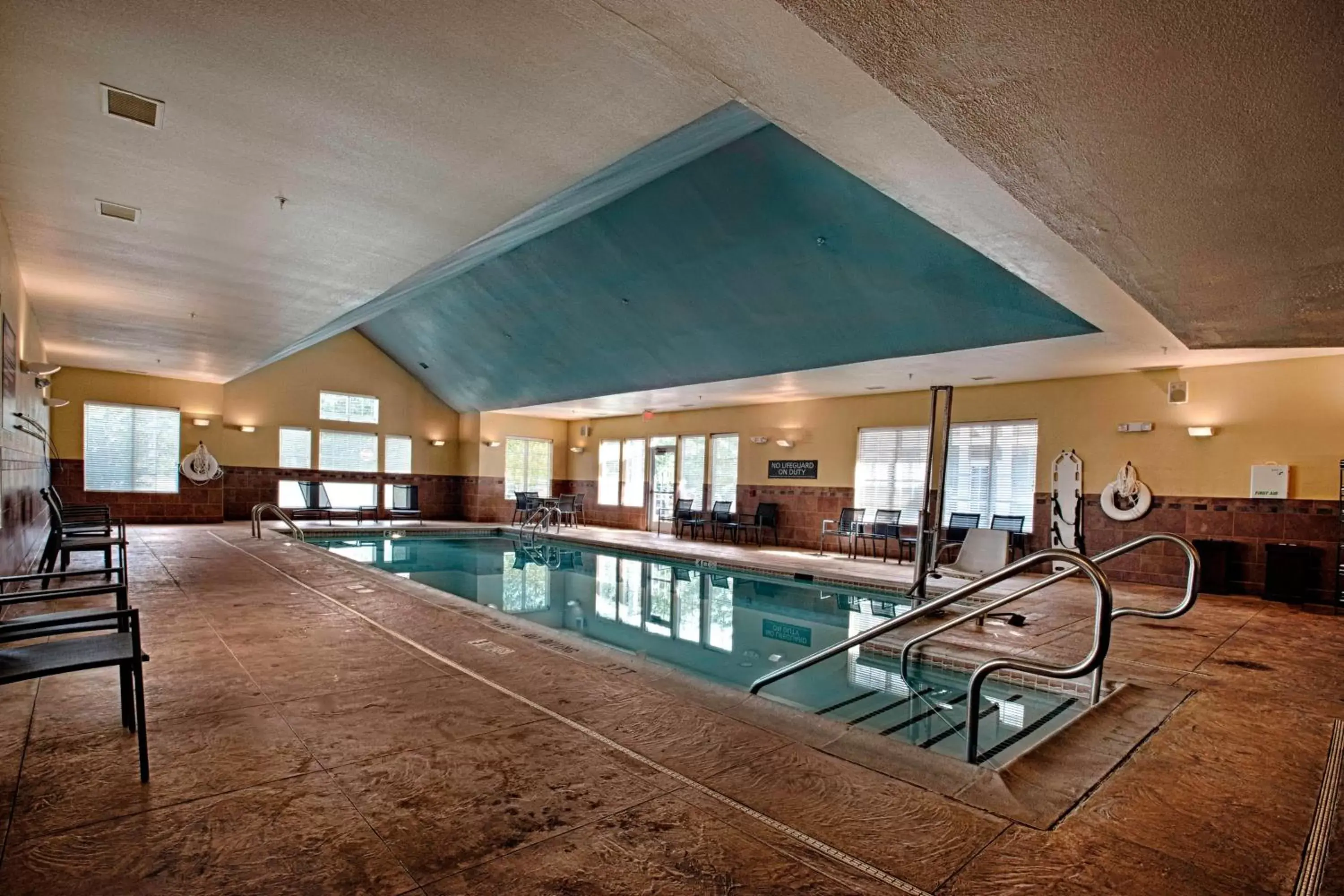 Swimming Pool in Residence Inn by Marriott Atlantic City Airport Egg Harbor Township