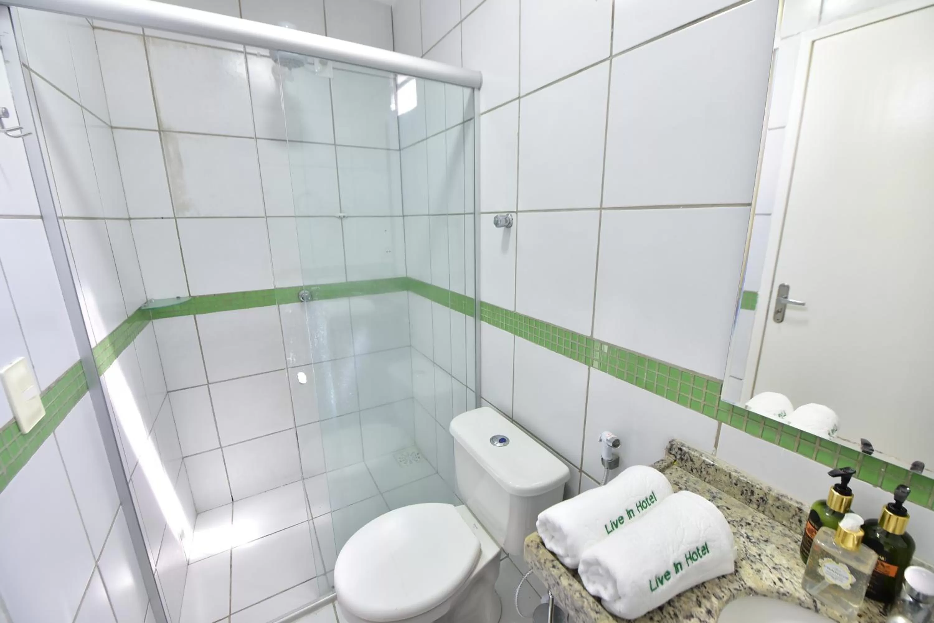 Bathroom in LIVE IN FORTALEZA HOTEL