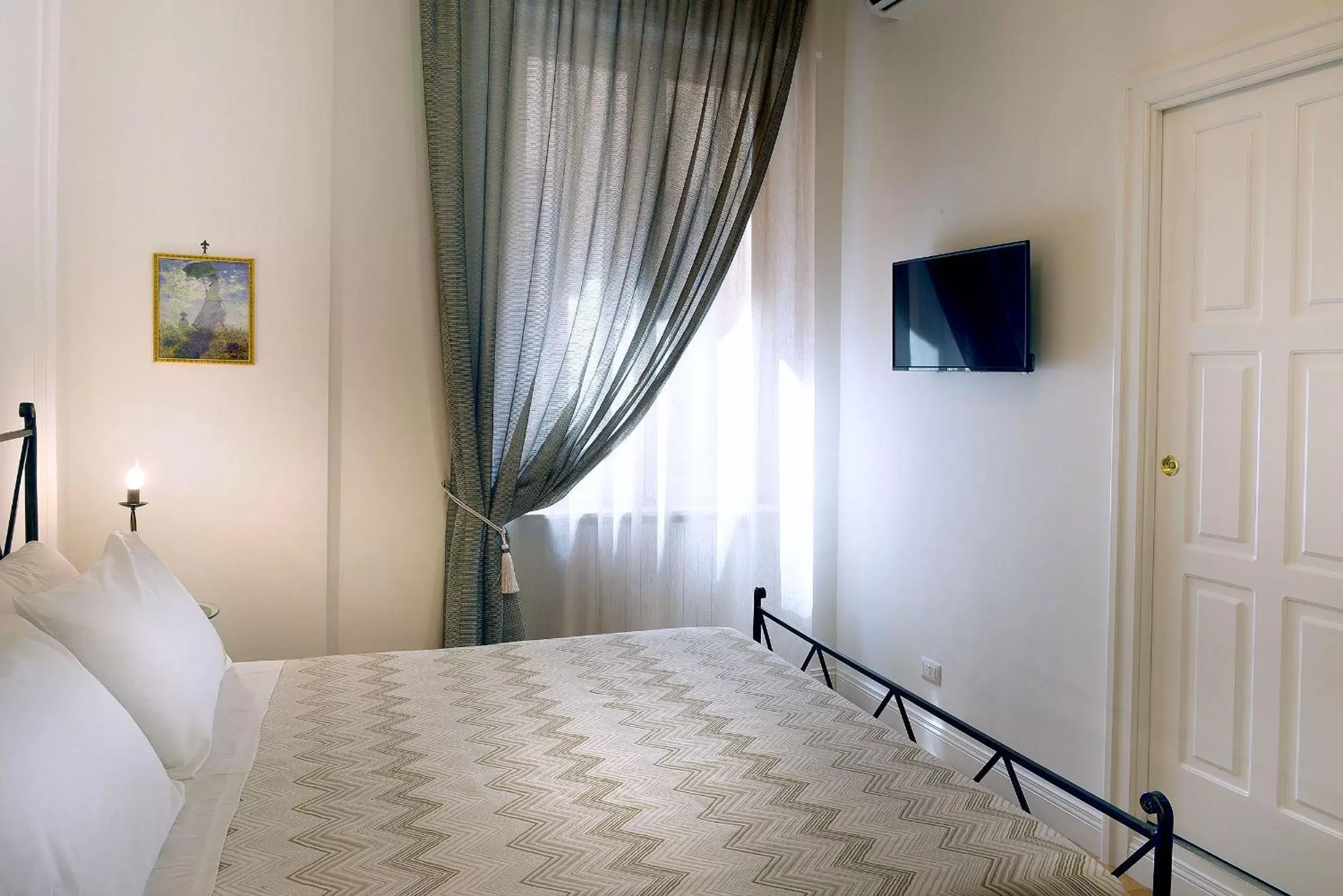 Bed in Residenza Borbonica
