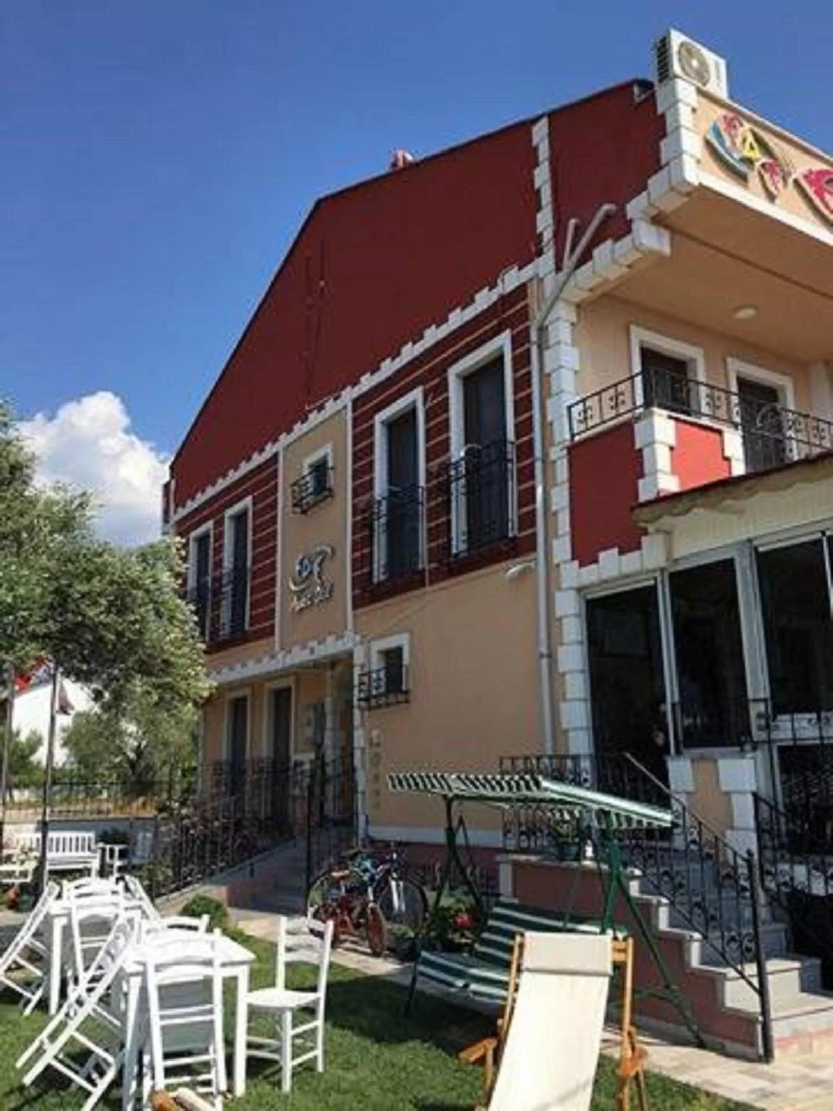 Restaurant/places to eat in Ede Apart Otel