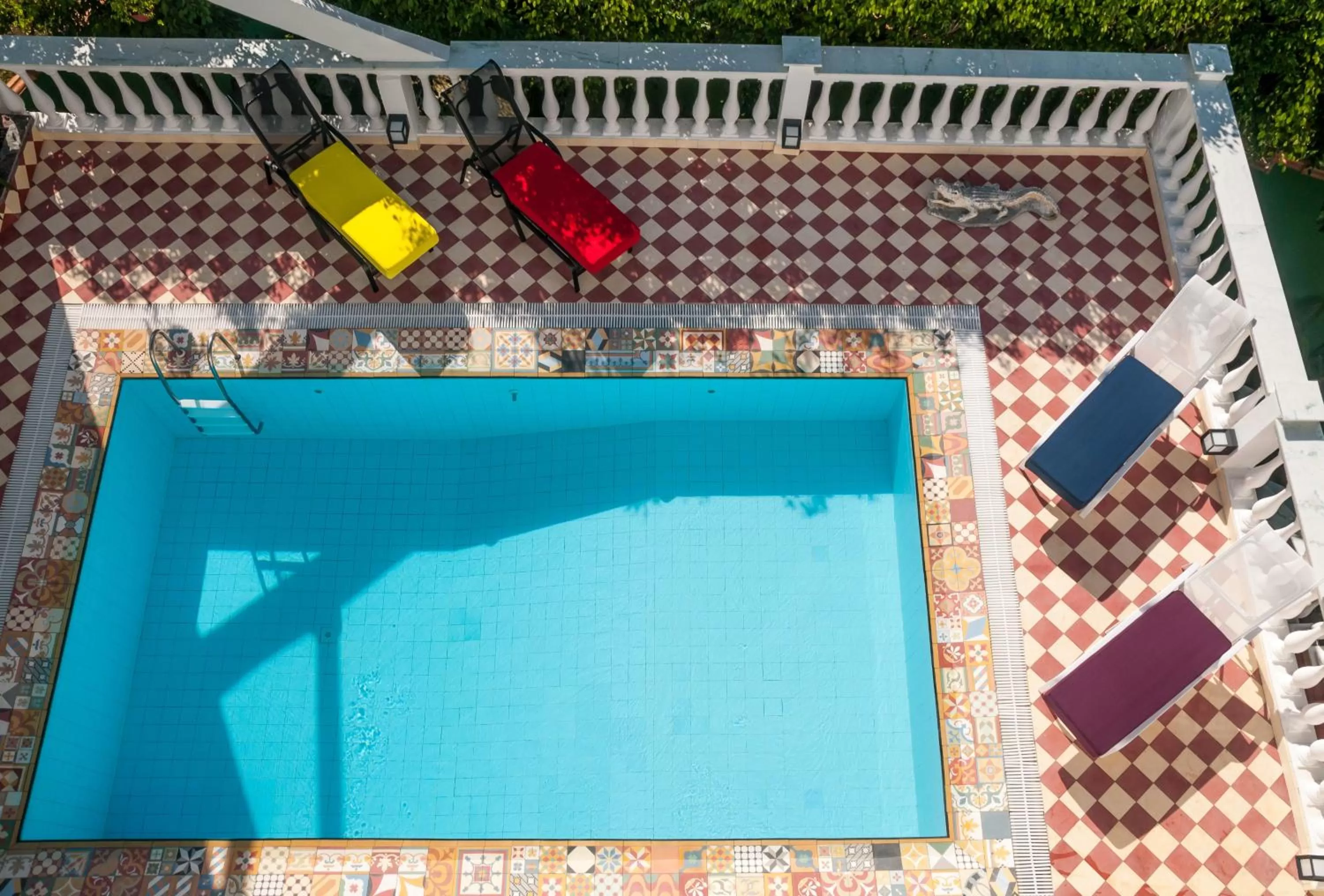 Day, Pool View in Prestige Property - Da Costa