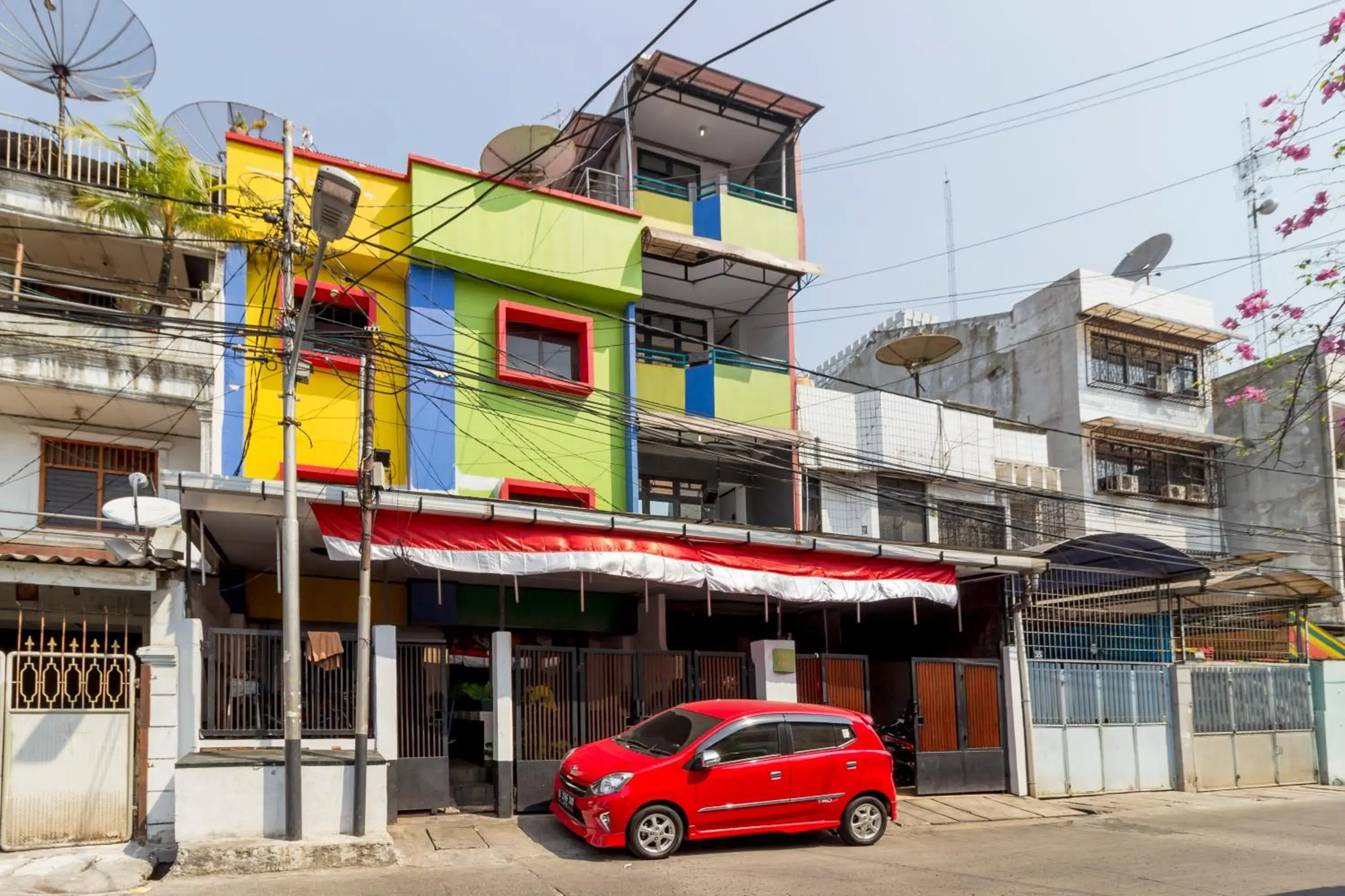 Reddoorz near Gajah Mada Plaza 2 Reddoorz near Gajah Mada Plaza 2