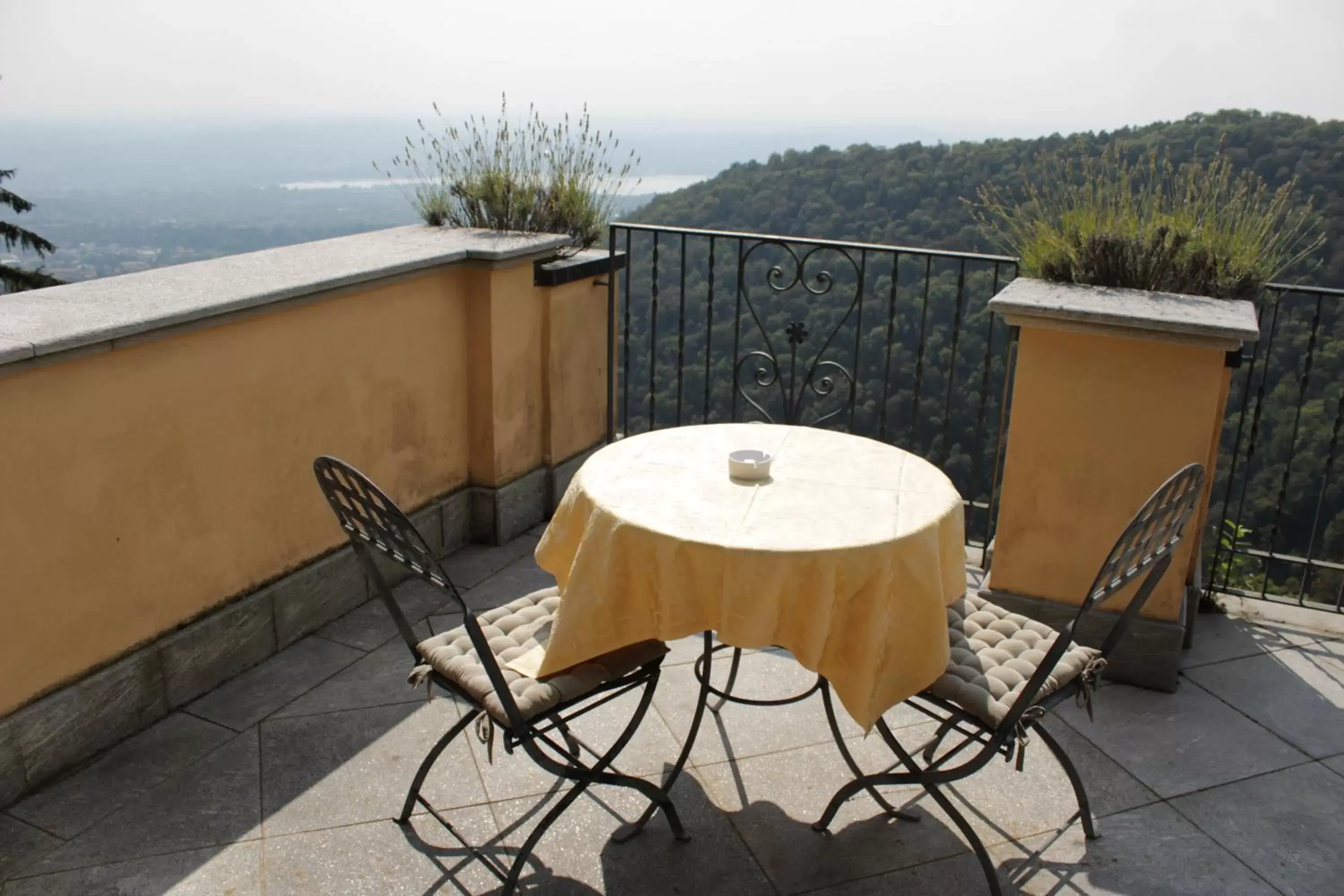 Natural landscape, Balcony/Terrace in Hotel Colonne