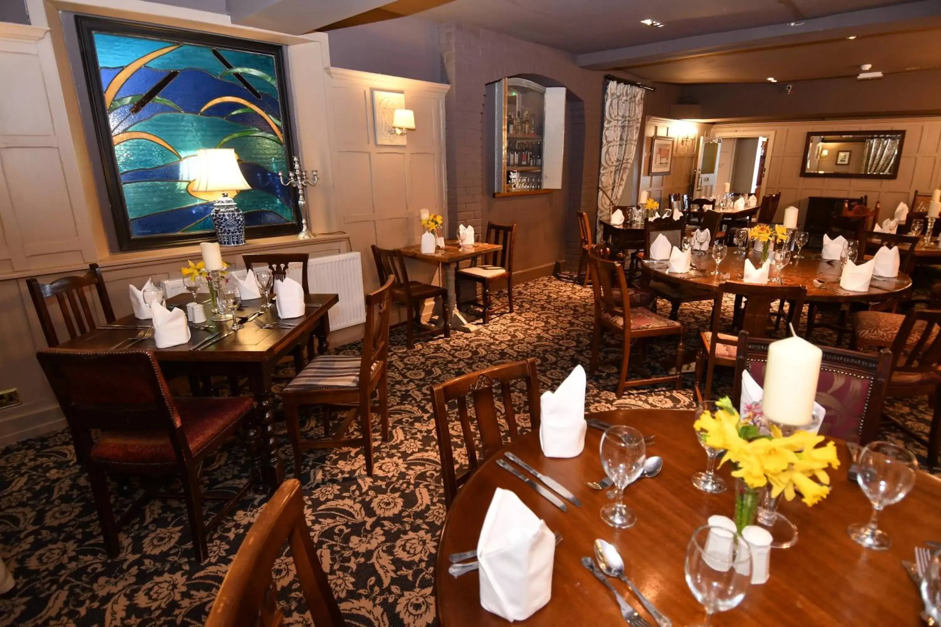 Restaurant/Places to Eat in The Swan Hotel