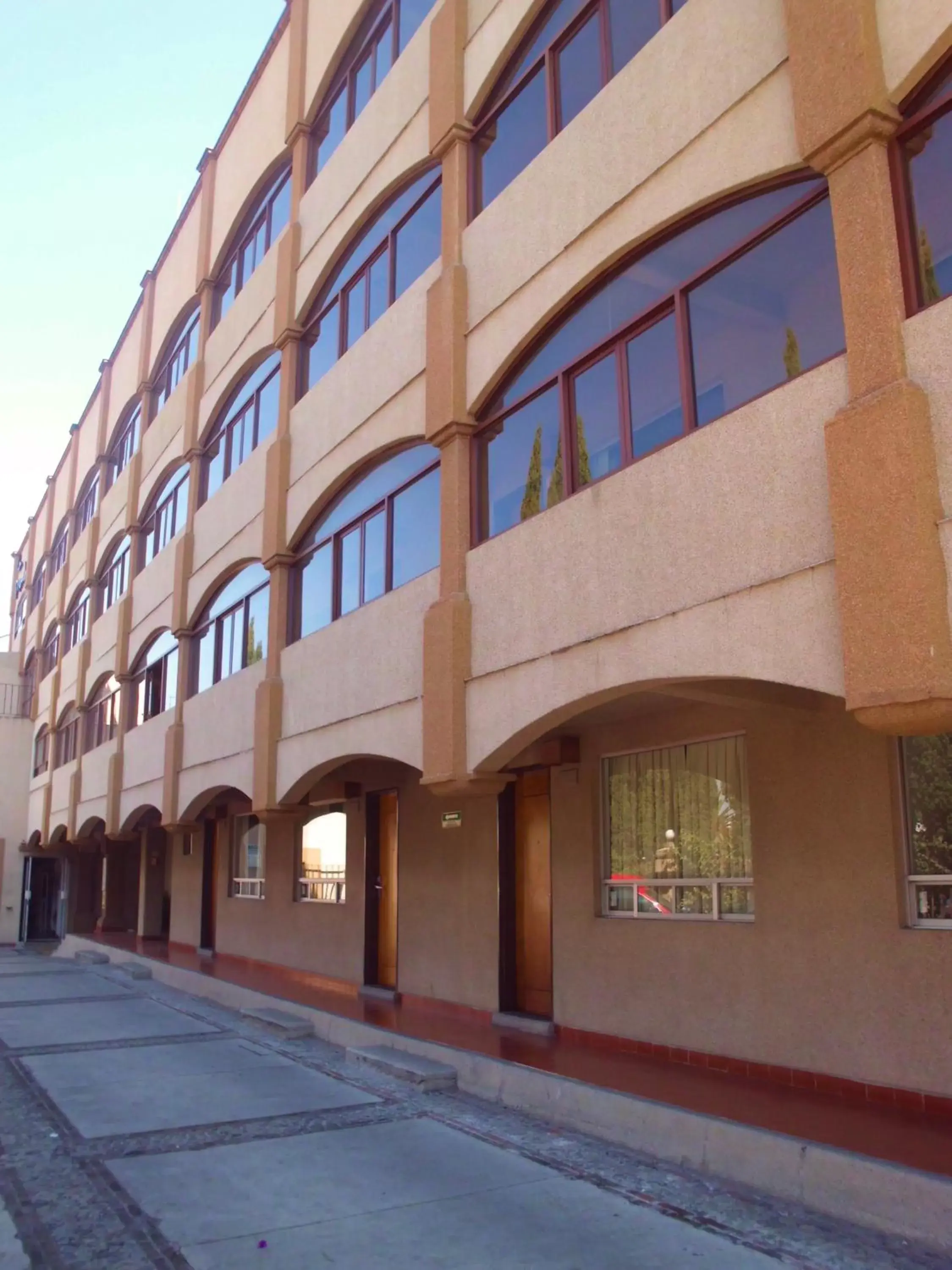 Property Building in Hotel La Posada