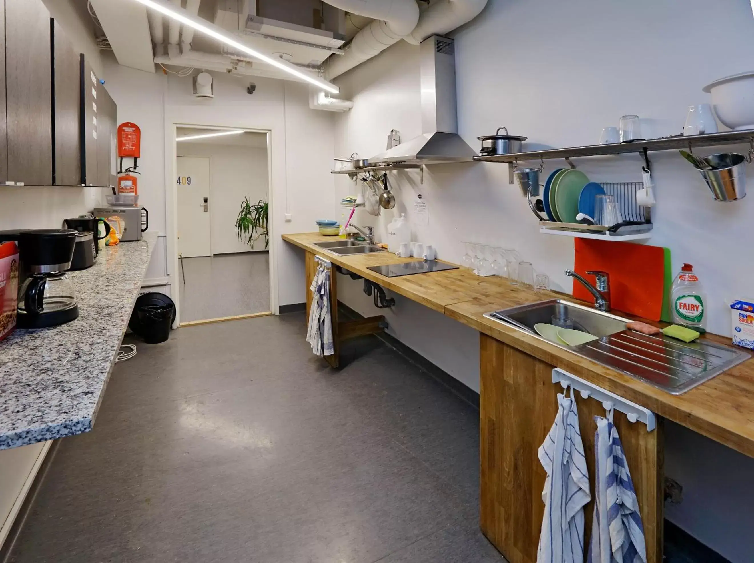 Kitchen or kitchenette, Kitchen/Kitchenette in CheapSleep Hostel Helsinki