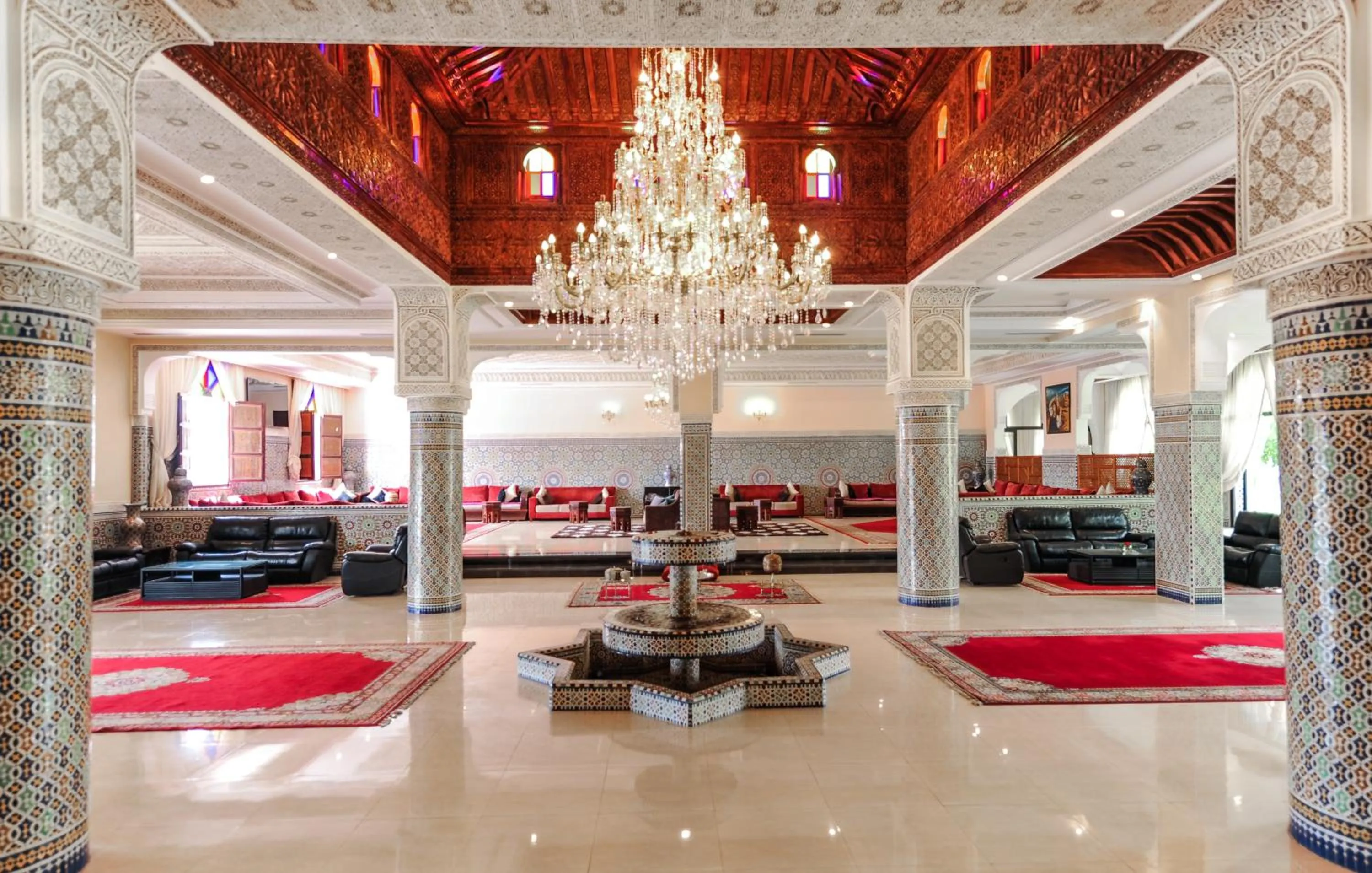 Lobby or reception in Ennakhil Marrakech Hotel & SPA