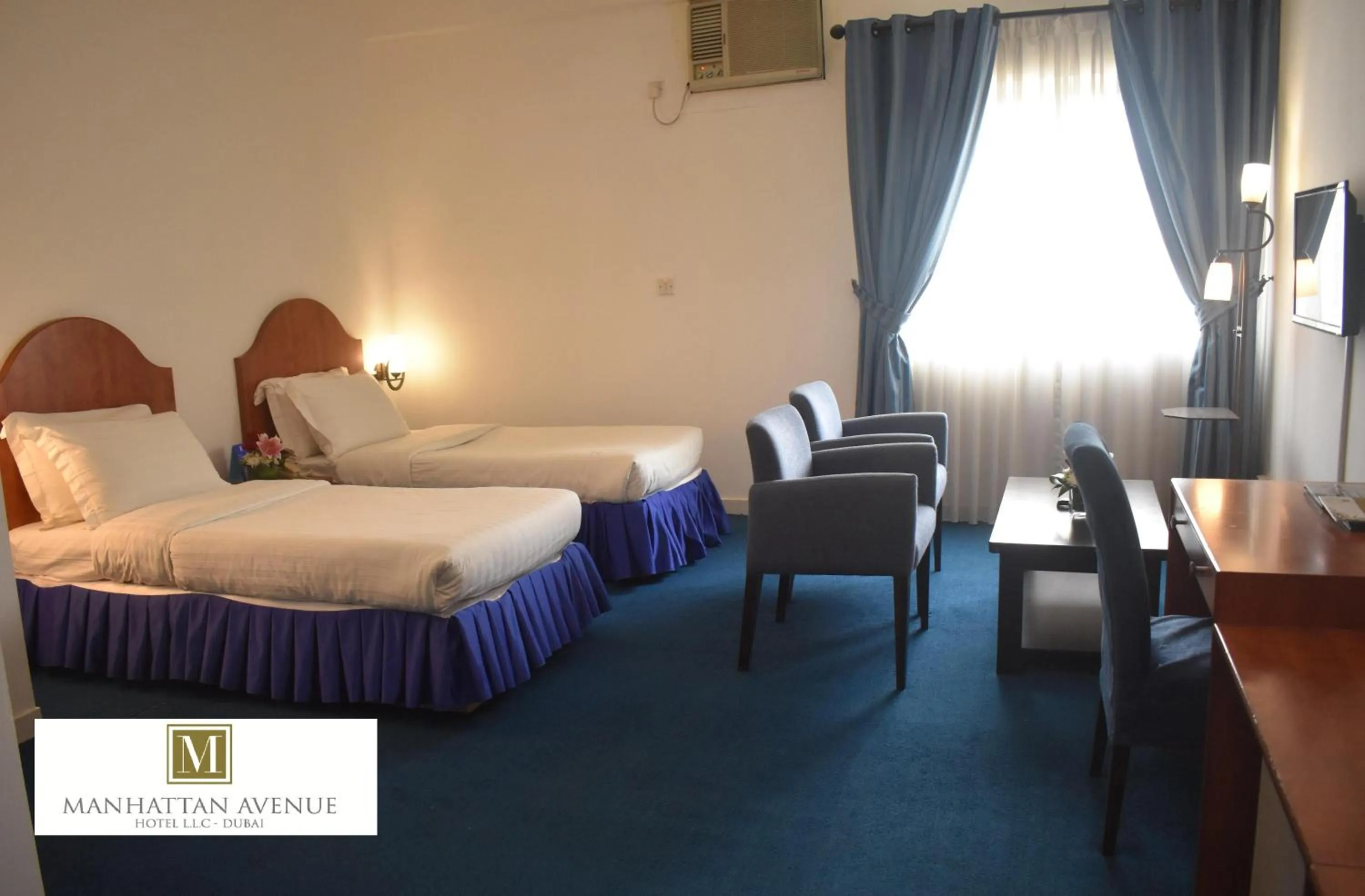 Standard King Room in Manhattan Avenue Hotel