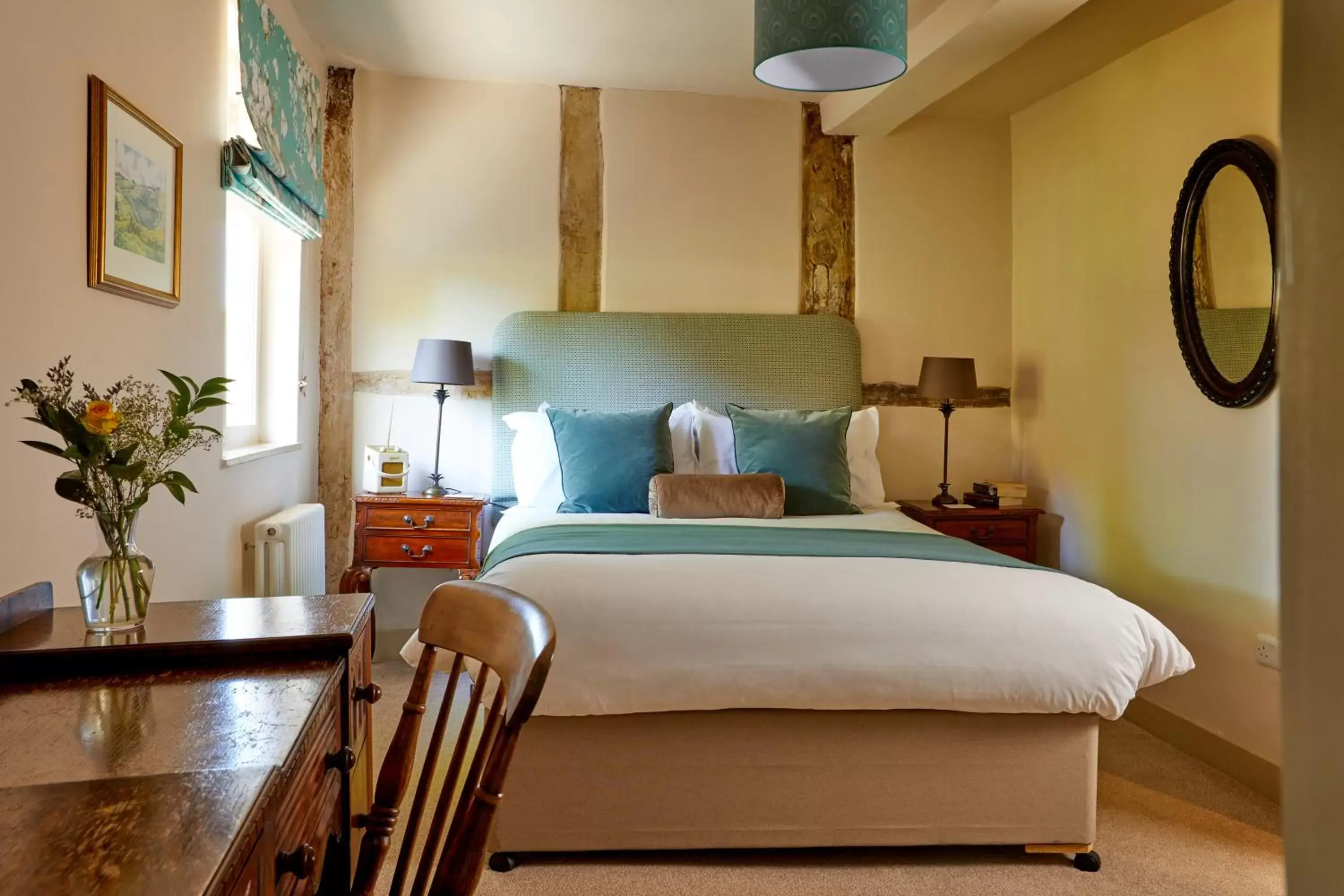 Photo of the whole room, Bed in The Greyhound Inn Photo of the whole room, Bed in The Greyhound Inn