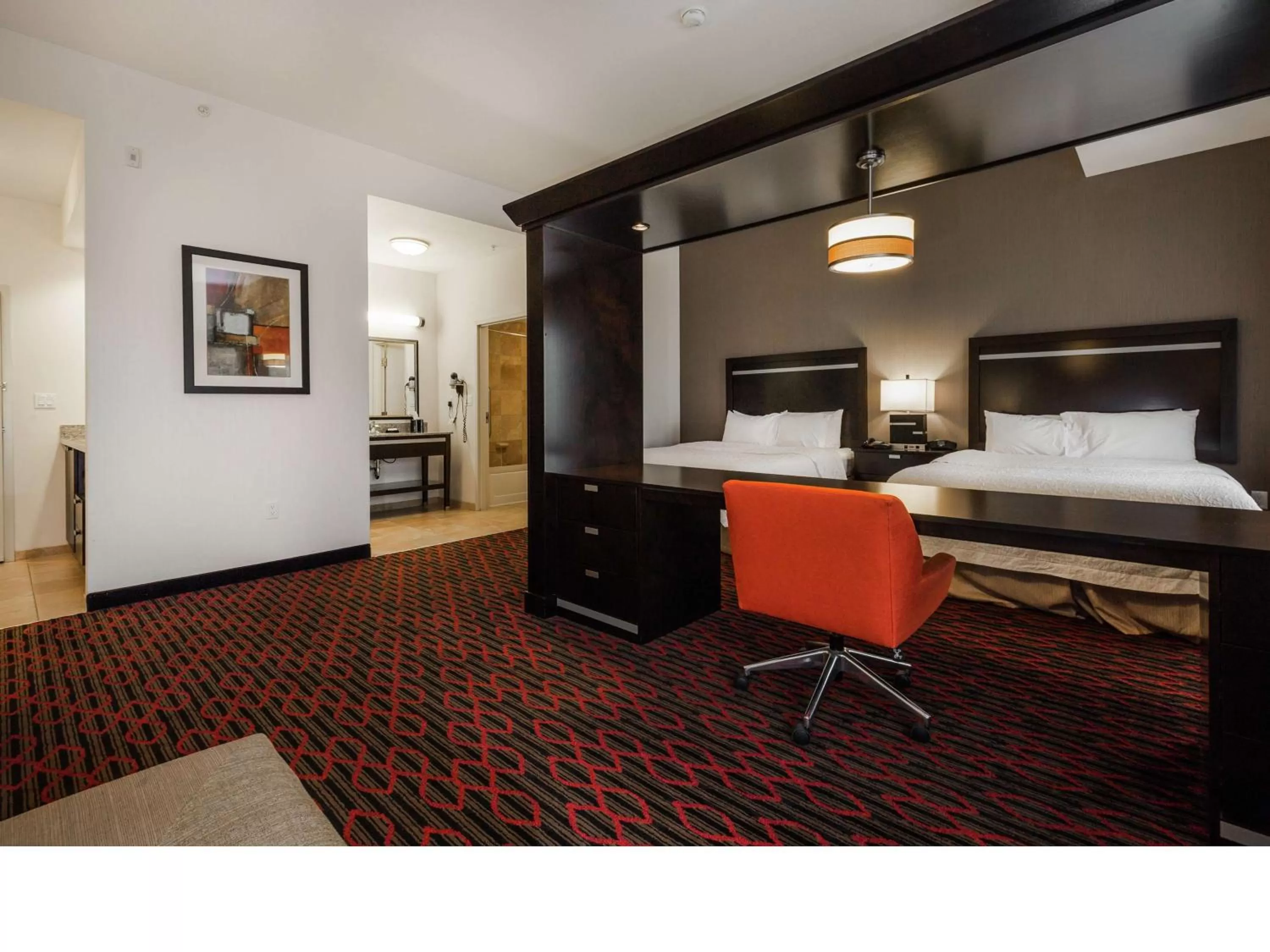 Bedroom, Bed in Hampton Inn & Suites by Hilton Lethbridge