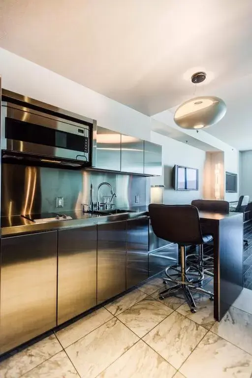 Kitchen/Kitchenette in Luxury Suites at Palms Place