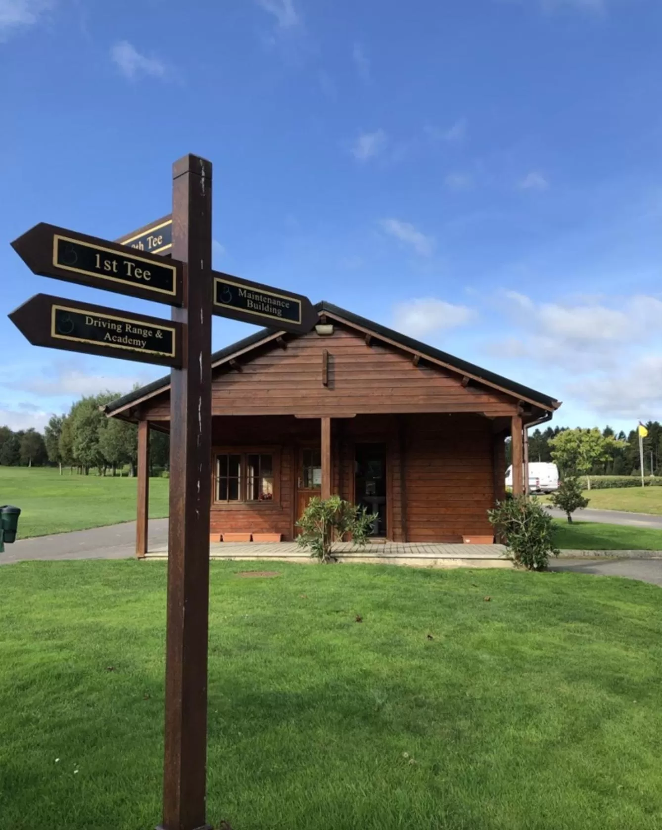 Golfcourse, Property Building in 5-star B&B and Historical Cottage "Mon Petit Cottage"