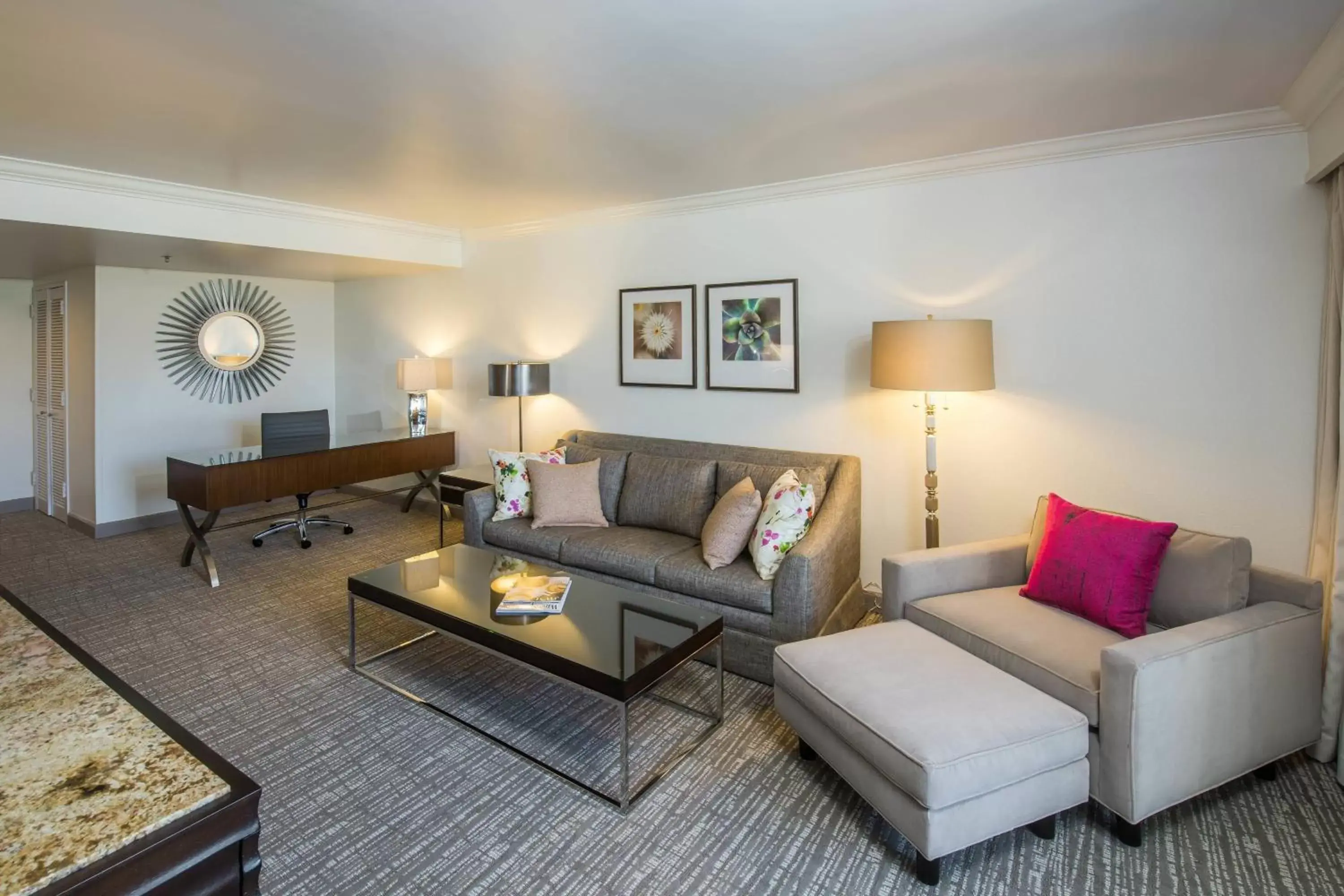 Living room, Seating Area in JW Marriott Desert Springs Resort & Spa