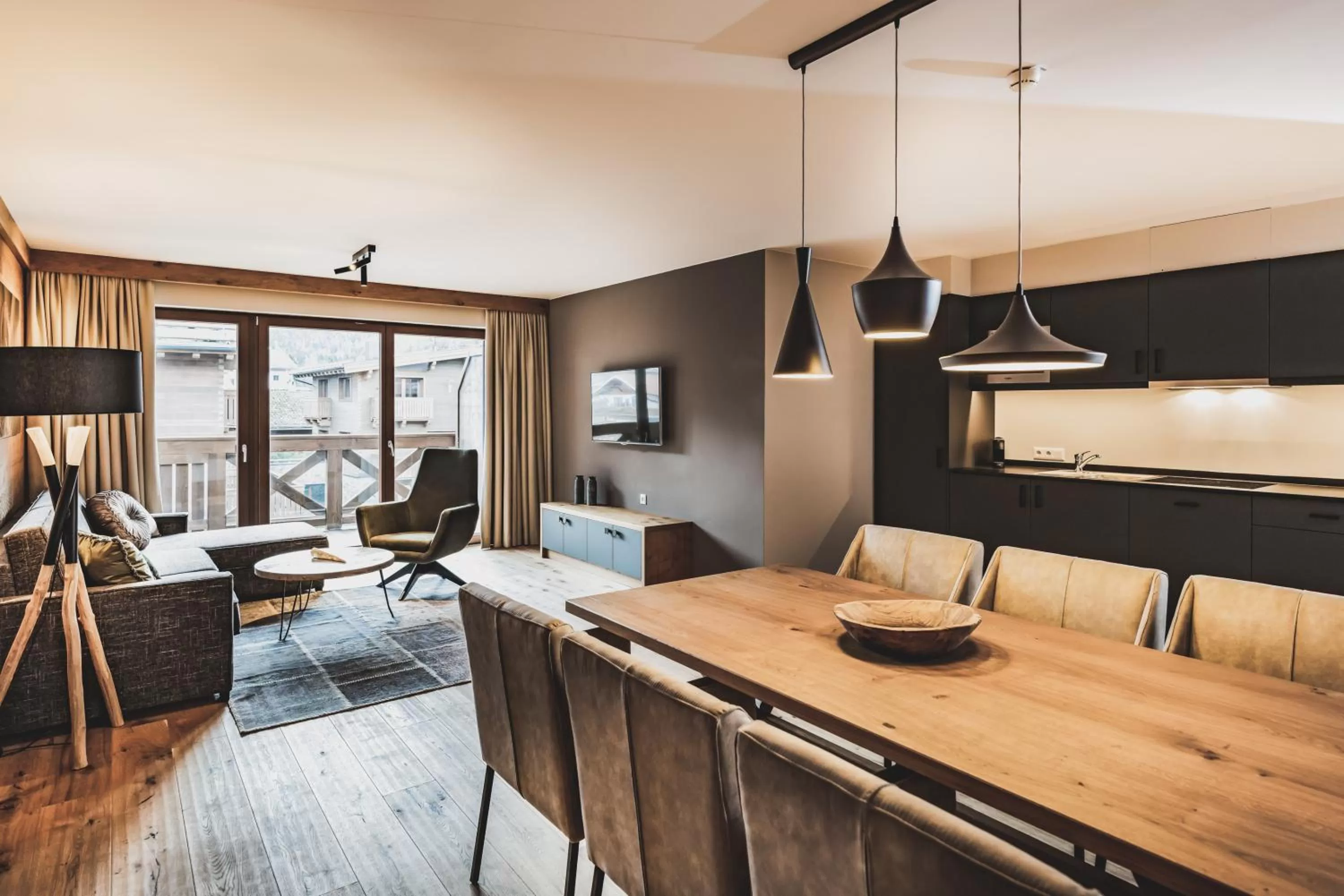 Kitchen or kitchenette, Dining Area in PURE Resort Ehrwald