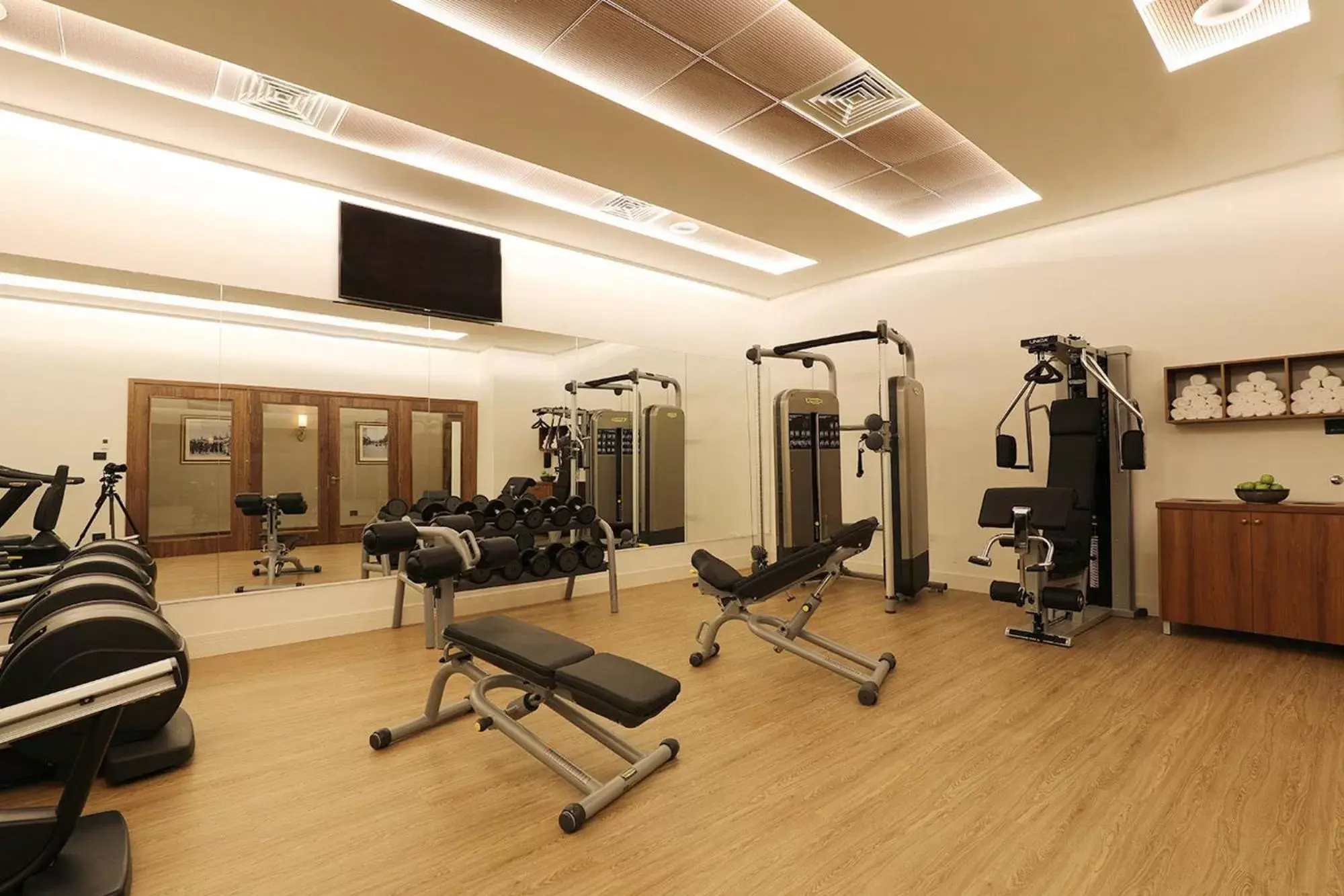 Fitness centre/facilities, Fitness Center/Facilities in Herbert Samuel Opera Tel Aviv