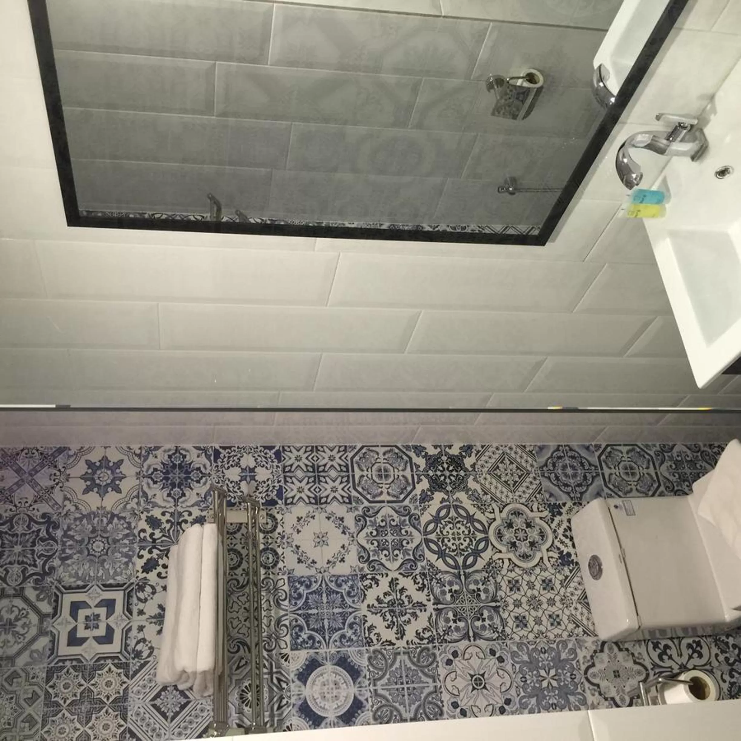 Deluxe Room in The Oikos Hotel