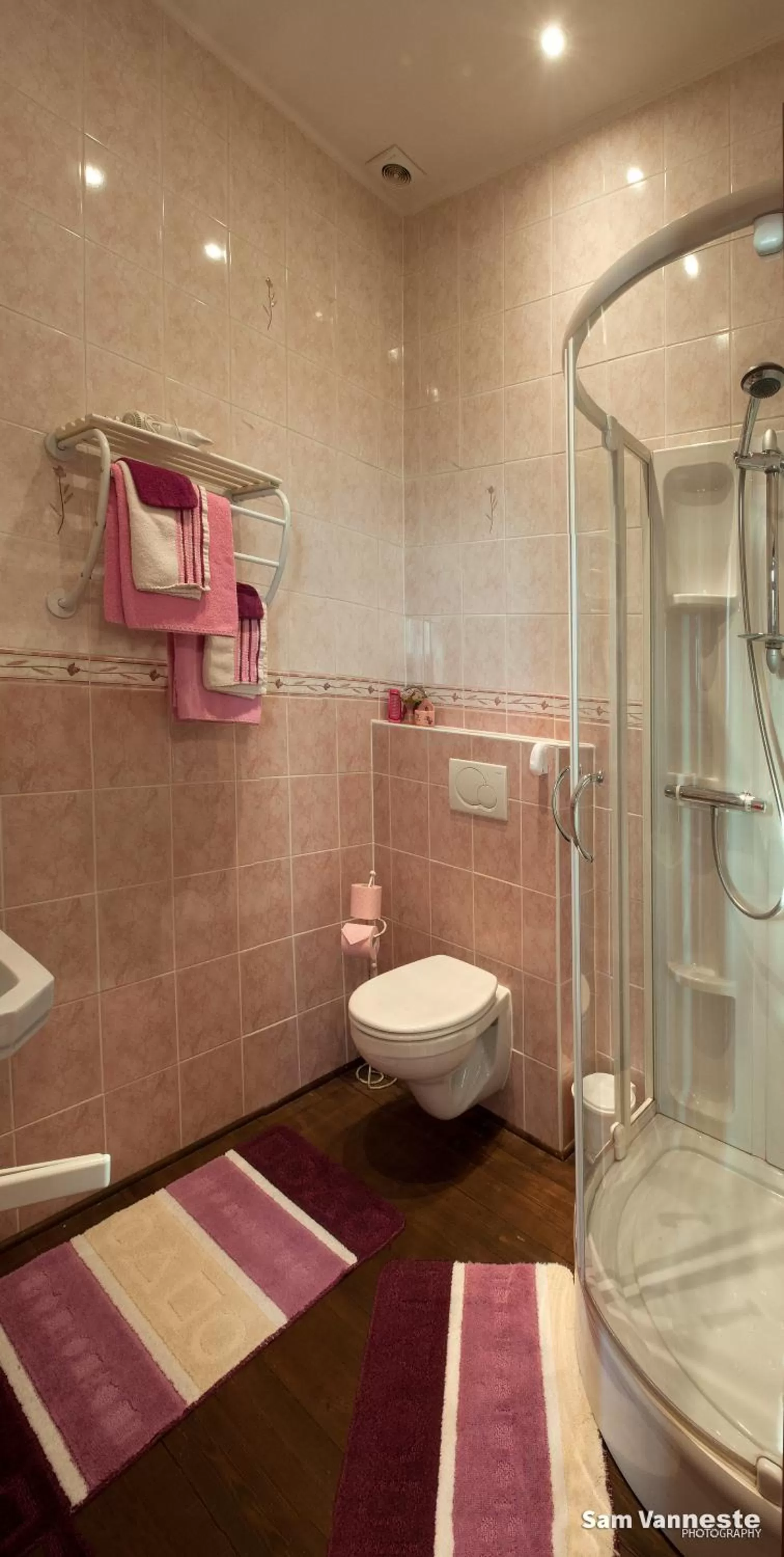 Bathroom in B&B De Vijf Zuilen