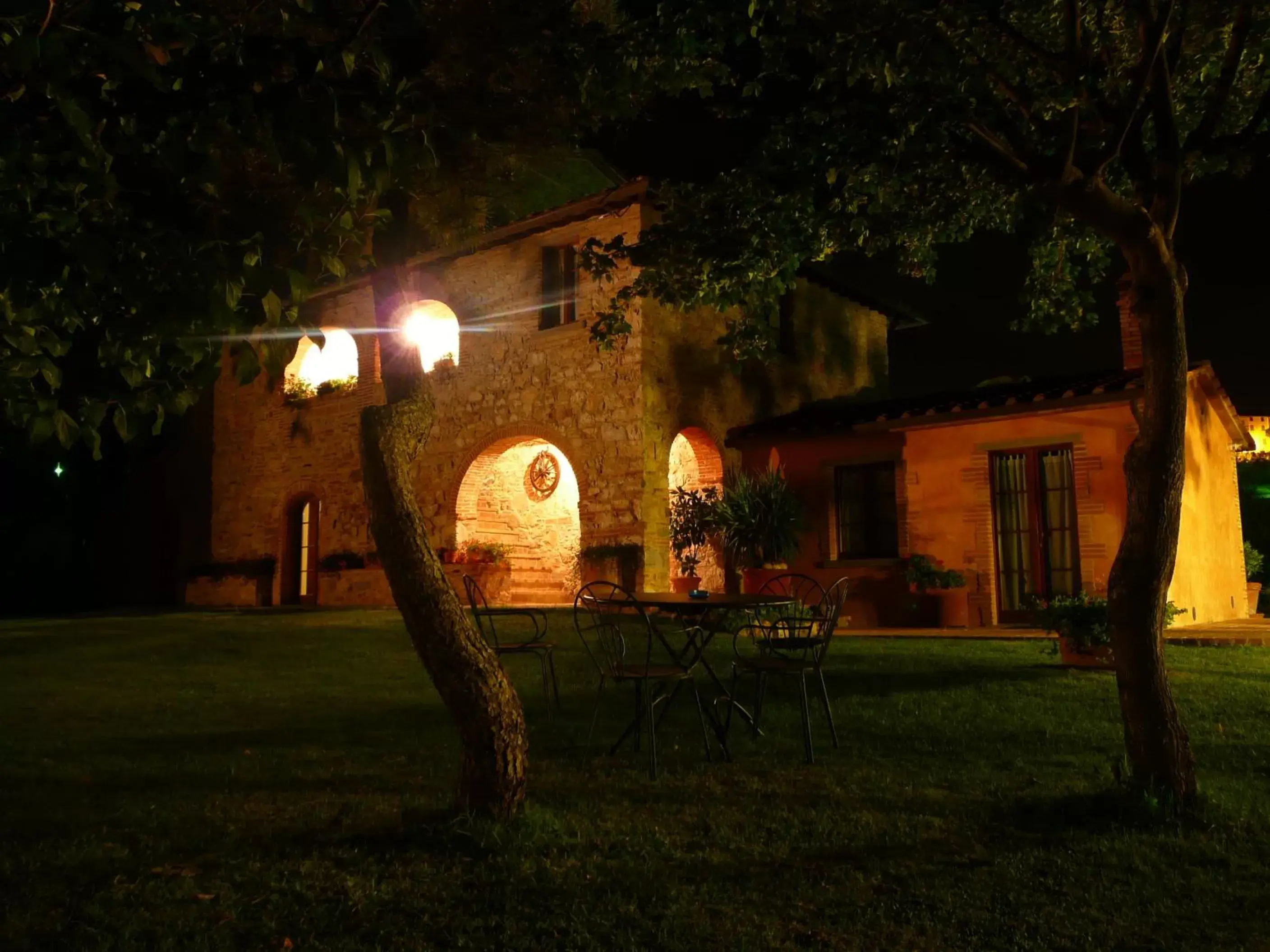 Facade/entrance, Property Building in B&B Le Caselle "Il Baraccotto"