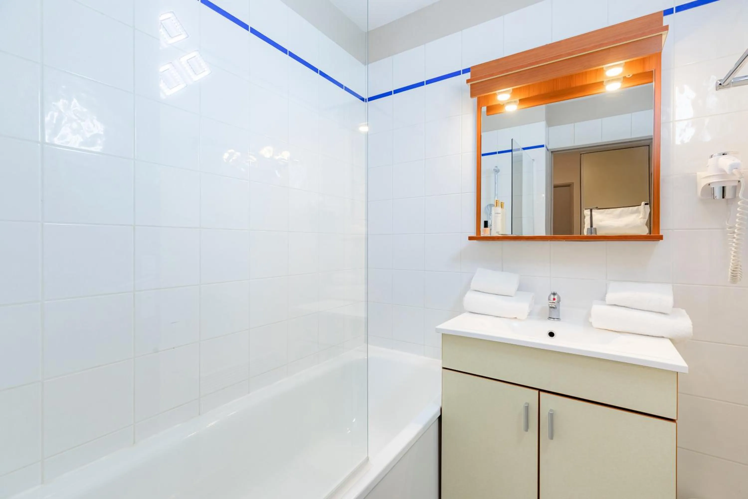 Bathroom in Appart'City Classic Limoges