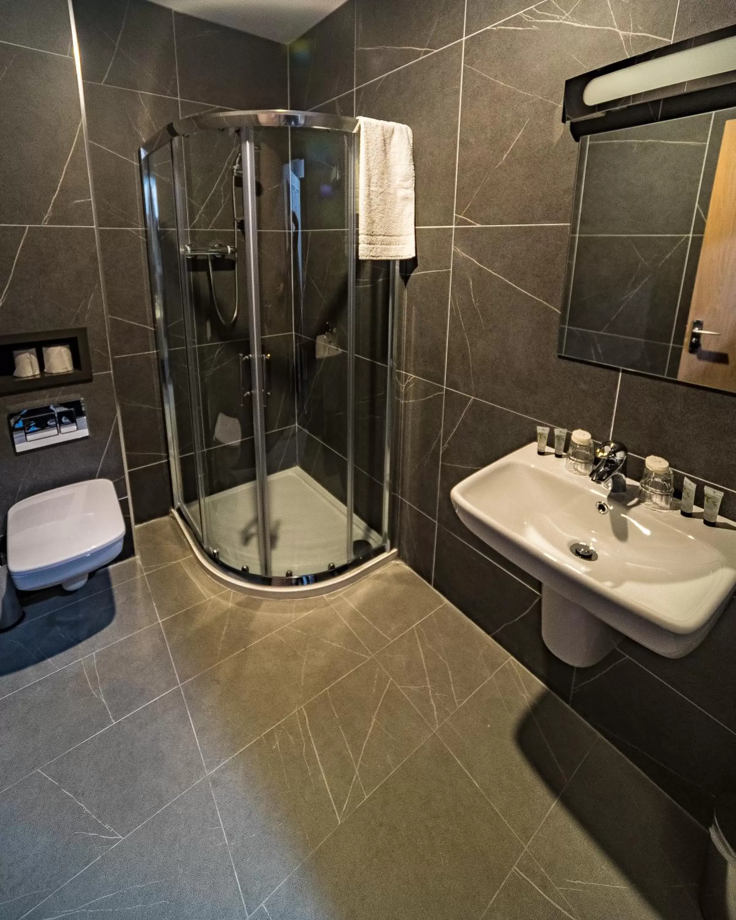 Shower, Bathroom in The Old Quarter Townhouse